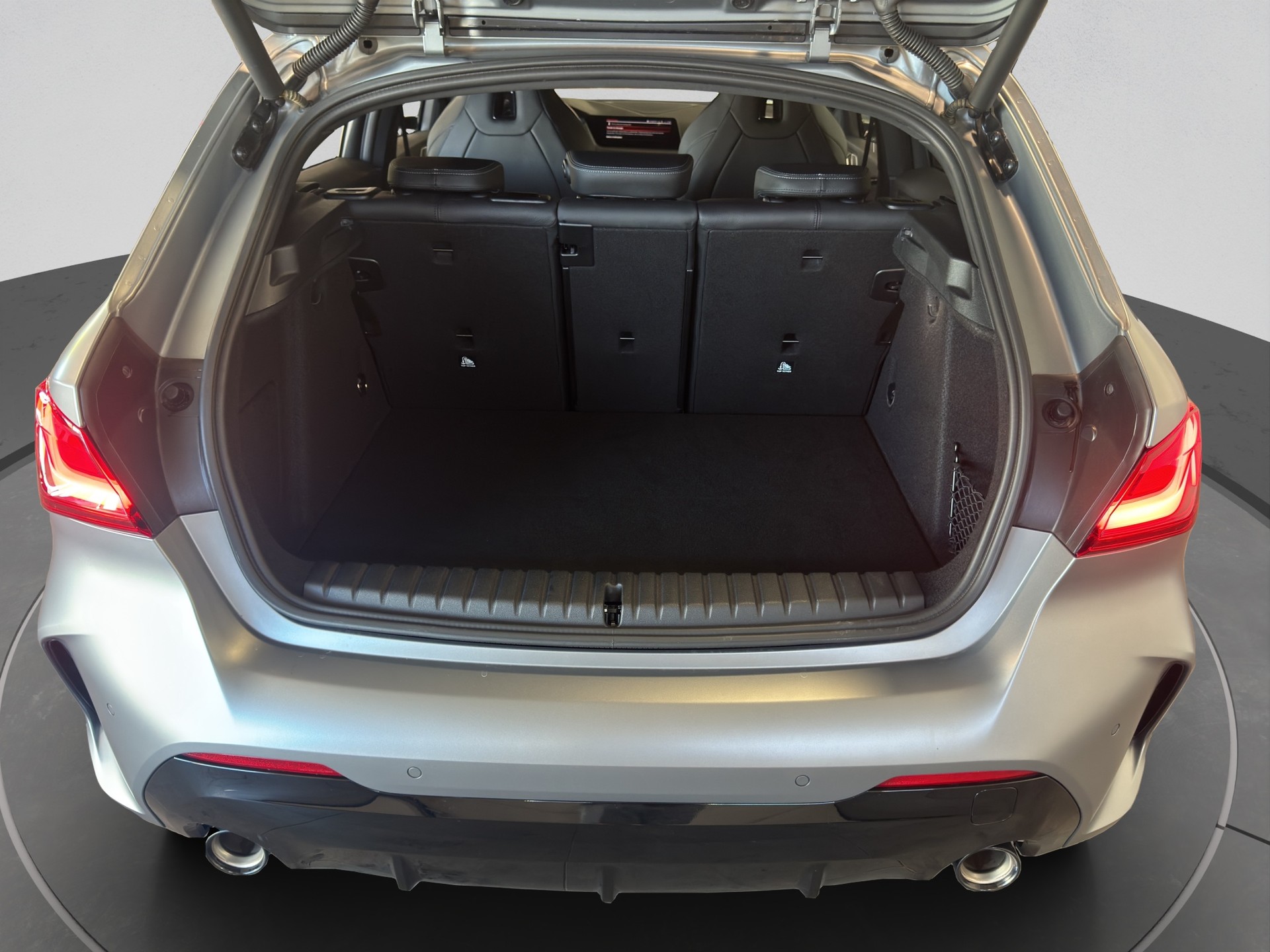 BMW 120i M Sport Steptronic-image-16