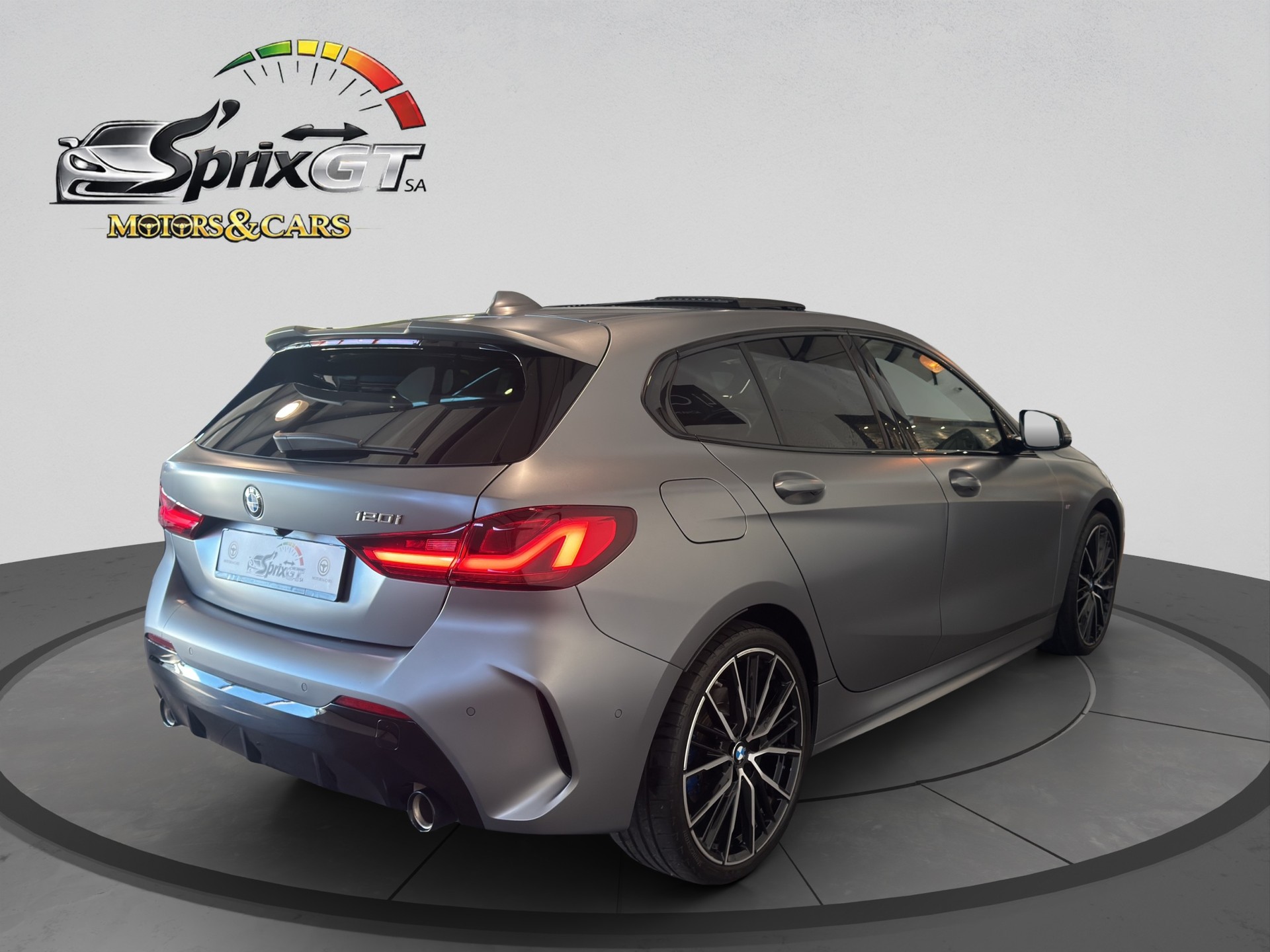 BMW 120i M Sport Steptronic-image-4