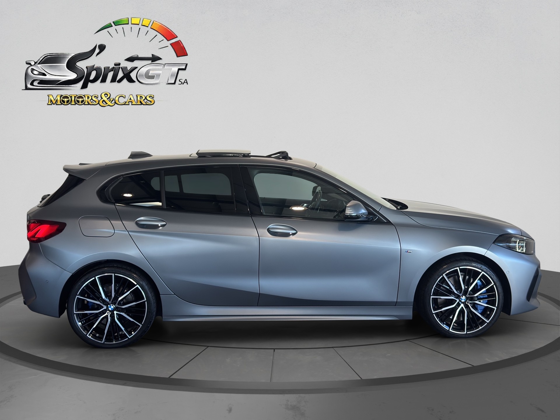BMW 120i M Sport Steptronic-image-5