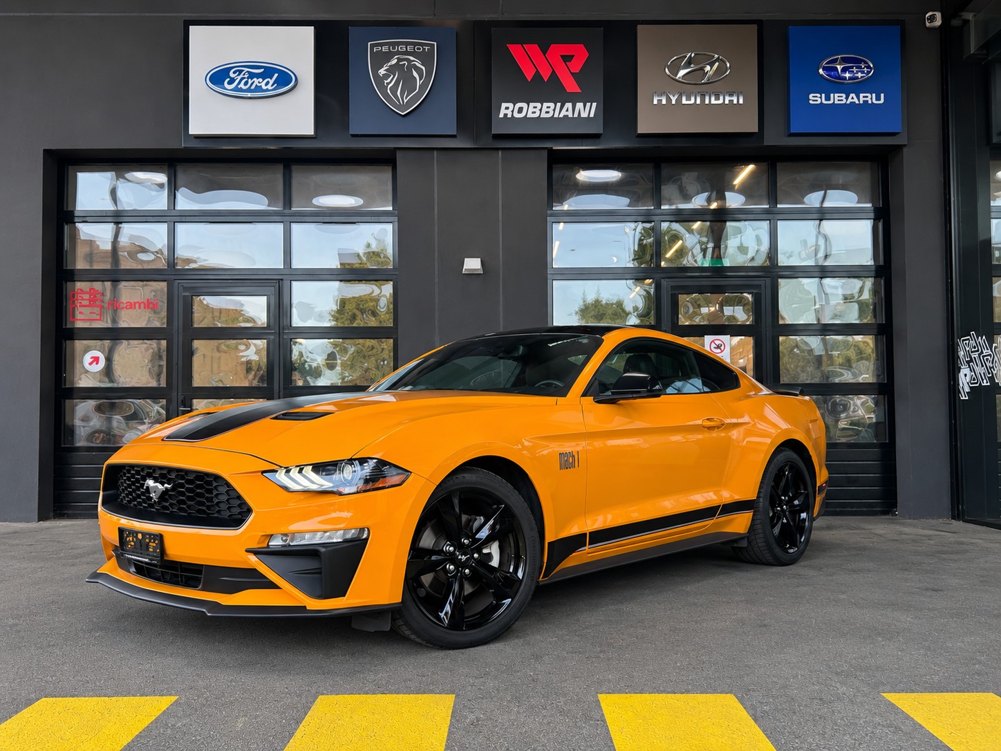 FORD Mustang Fastback 2.3 Automat Mach-1 (Replica)