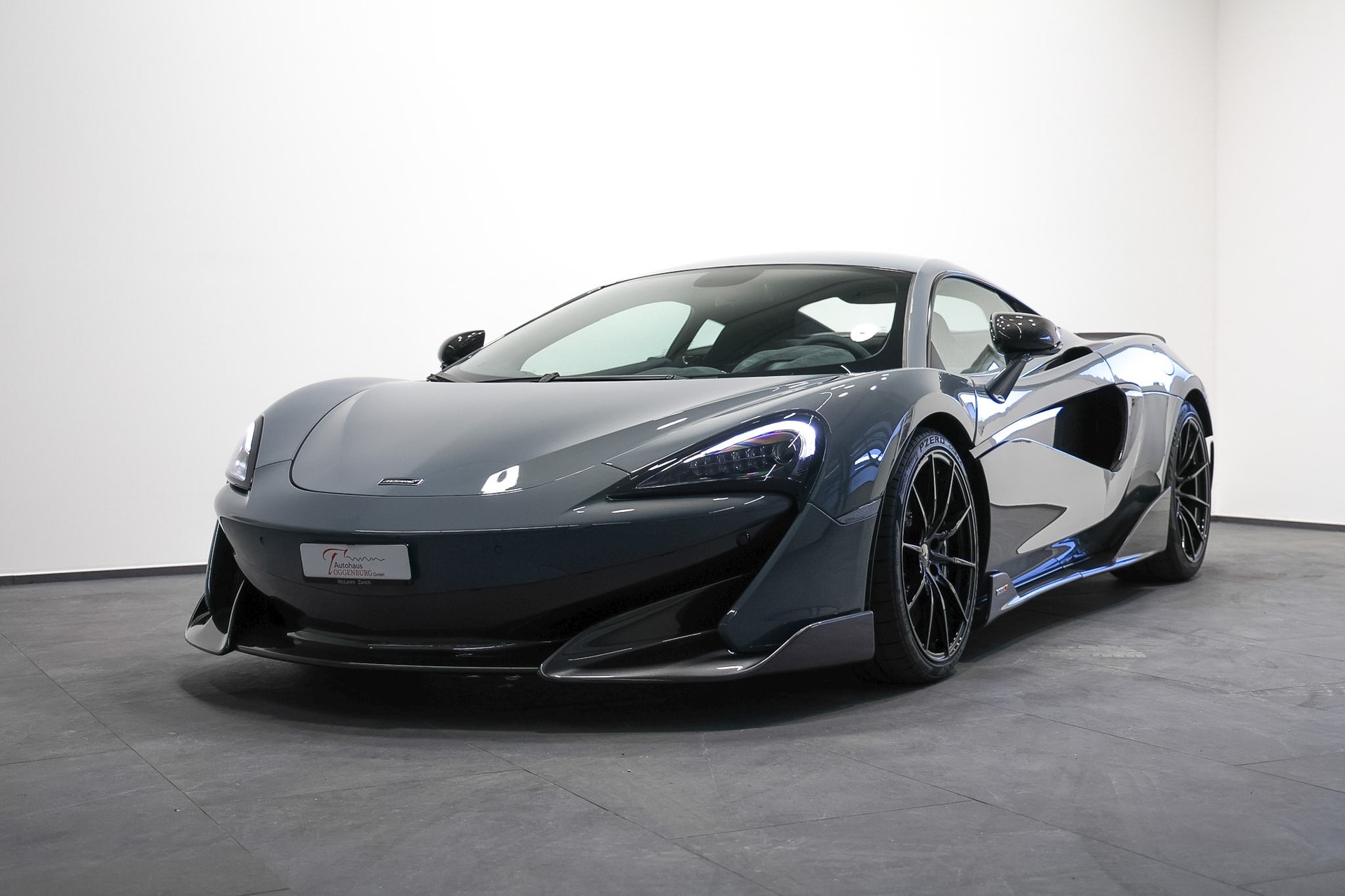 McLAREN 600LT Coupé 3.8 V8 SSG *CH-Fahrzeug*Chicane Effekt*-showroom-element-3