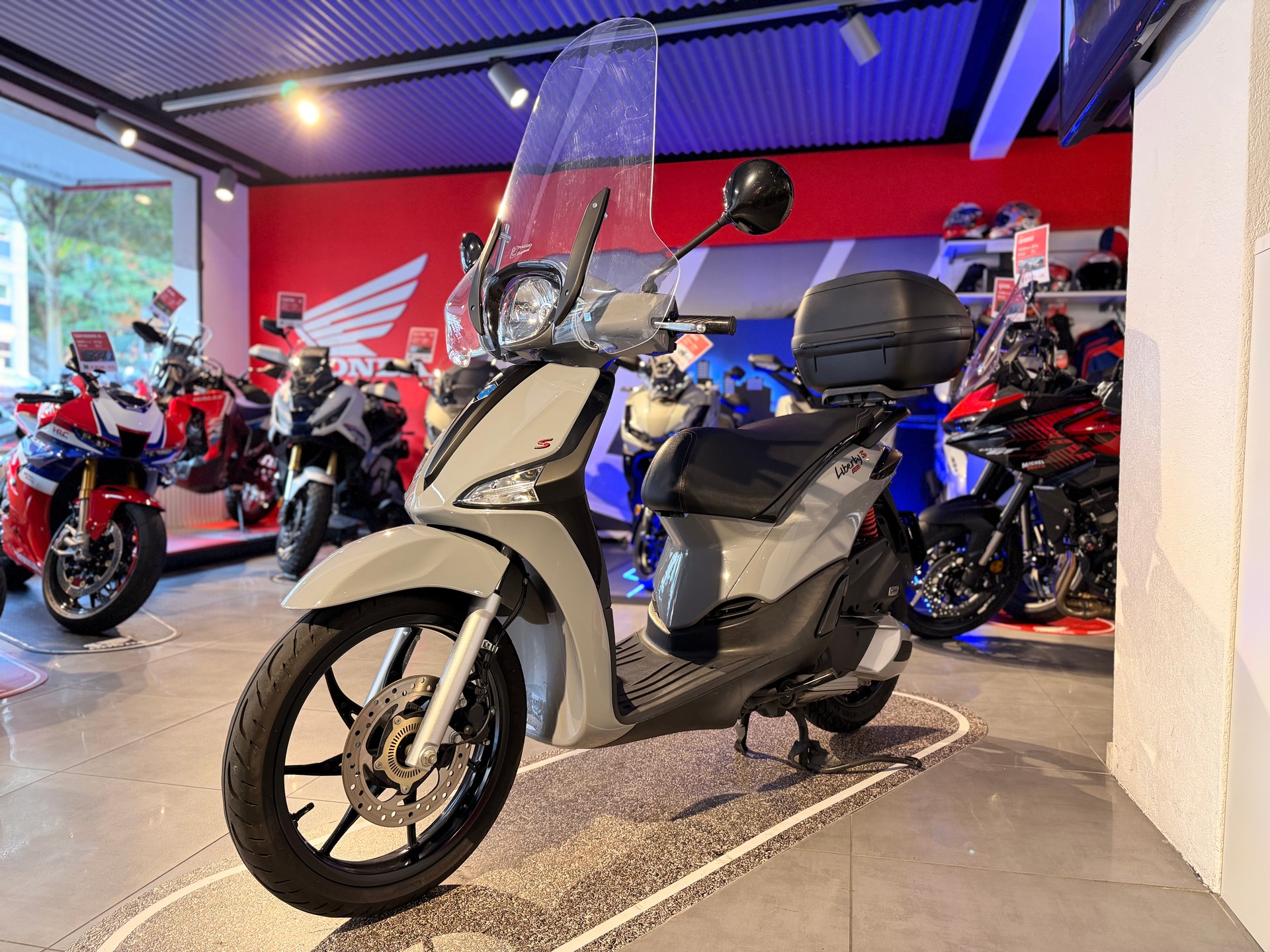 PIAGGIO Liberty 125 Sport-image-0