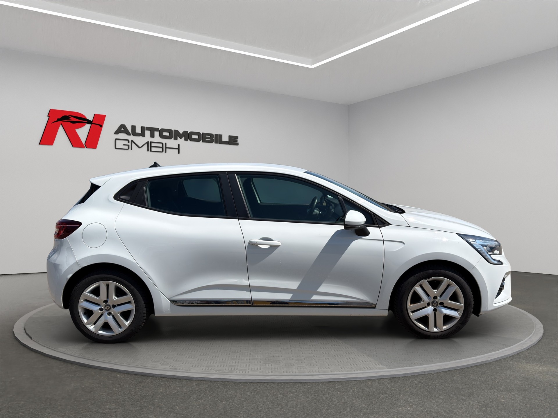 RENAULT Clio 1.0 Business-image-5