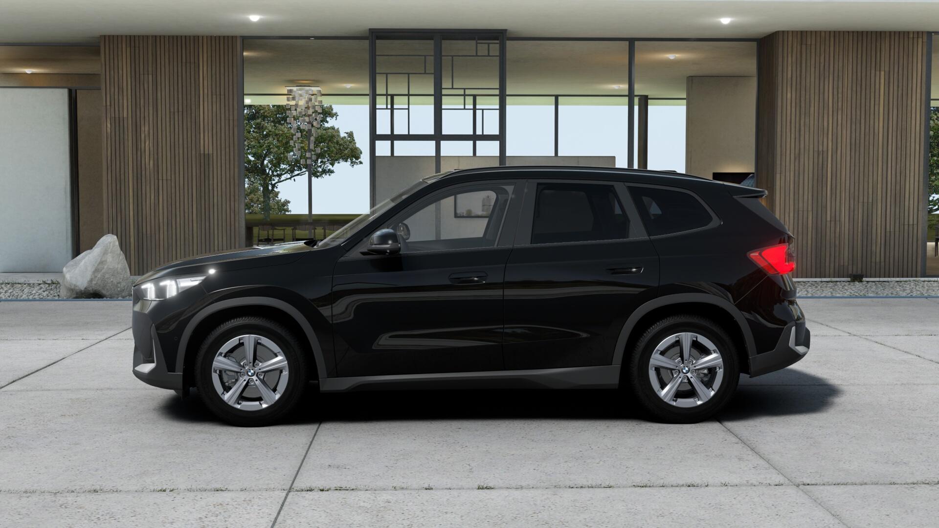 BMW X1 U11 20i sDrive-showroom-element-1