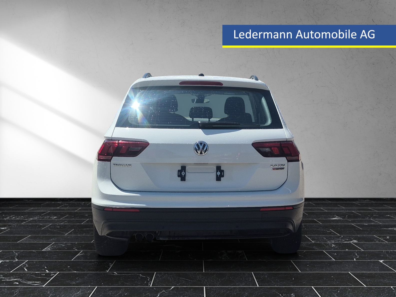 VW Tiguan 2.0 TDI SCR Trendline 4Motion-showroom-element-3