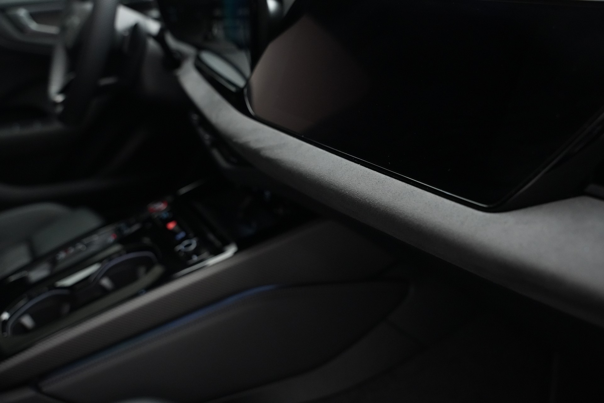 AUDI S5 Limousine TFSI quattro S tronic *Werksgarantie* *Panorama*-image-31