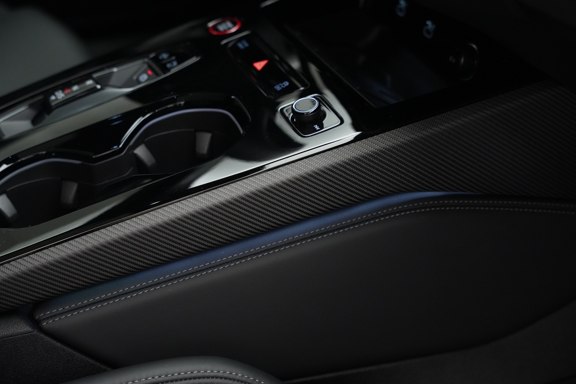 AUDI S5 Limousine TFSI quattro S tronic *Werksgarantie* *Panorama*-image-30