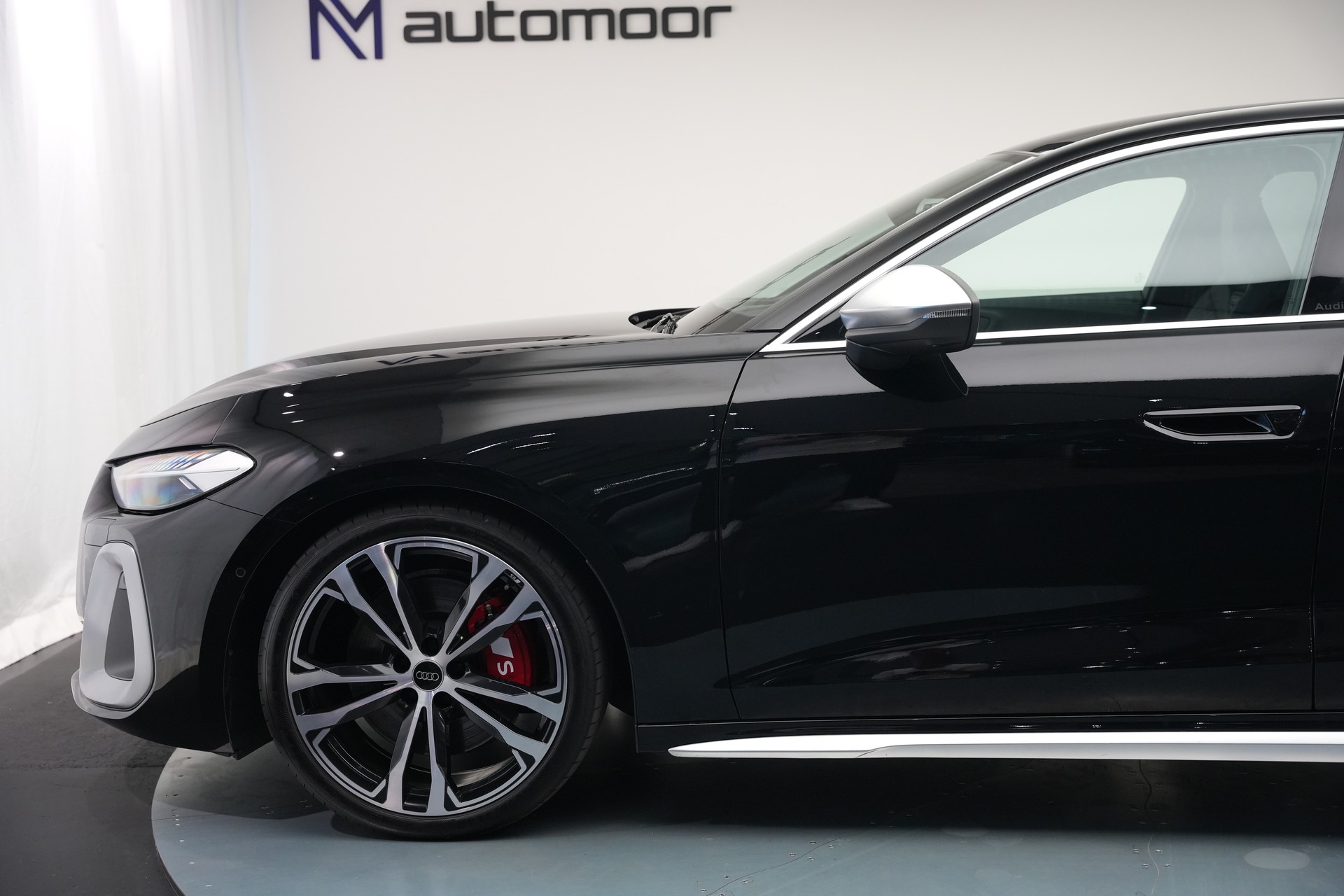 AUDI S5 Limousine TFSI quattro S tronic *Werksgarantie* *Panorama*-image-57
