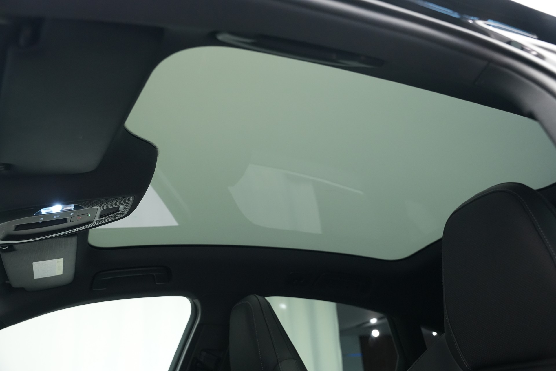 AUDI S5 Limousine TFSI quattro S tronic *Werksgarantie* *Panorama*-image-38