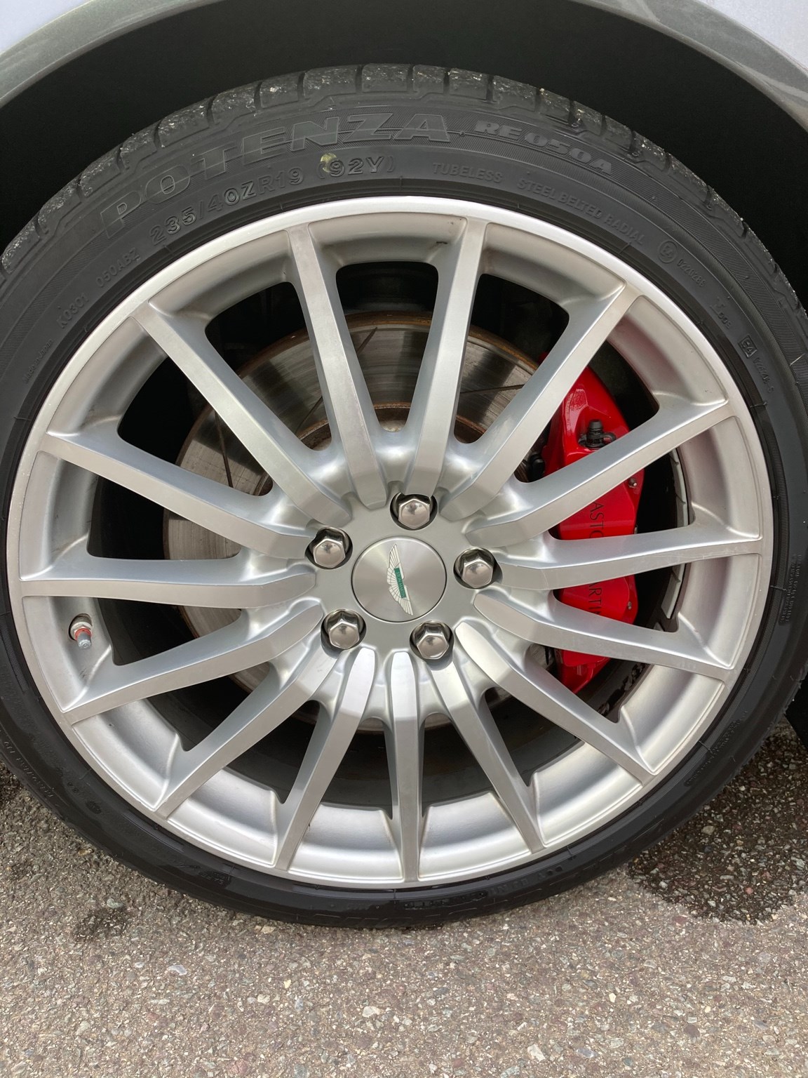 ASTON MARTIN DB9 Volante Touchtronic 2-image-5