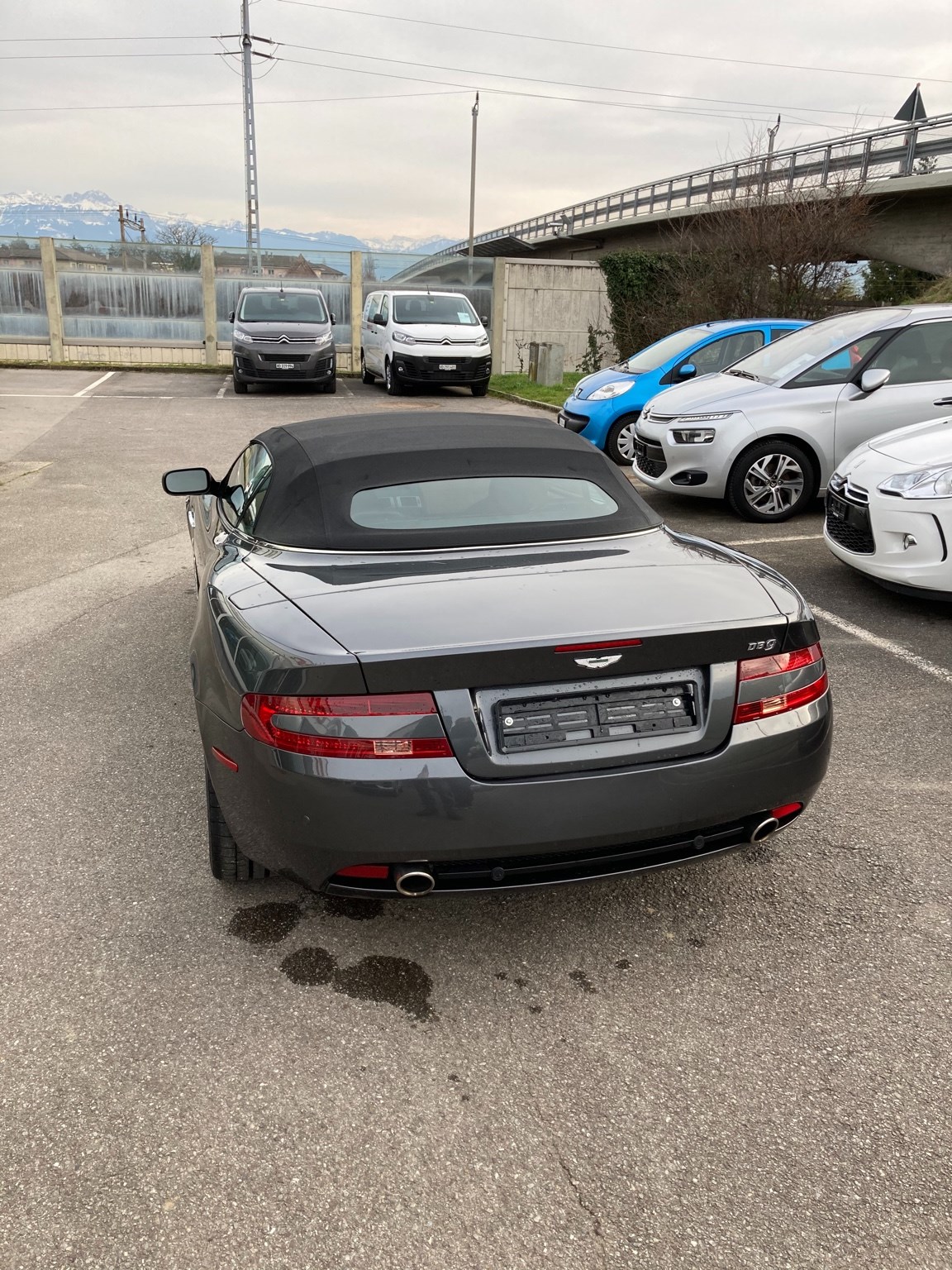 ASTON MARTIN DB9 Volante Touchtronic 2-image-6