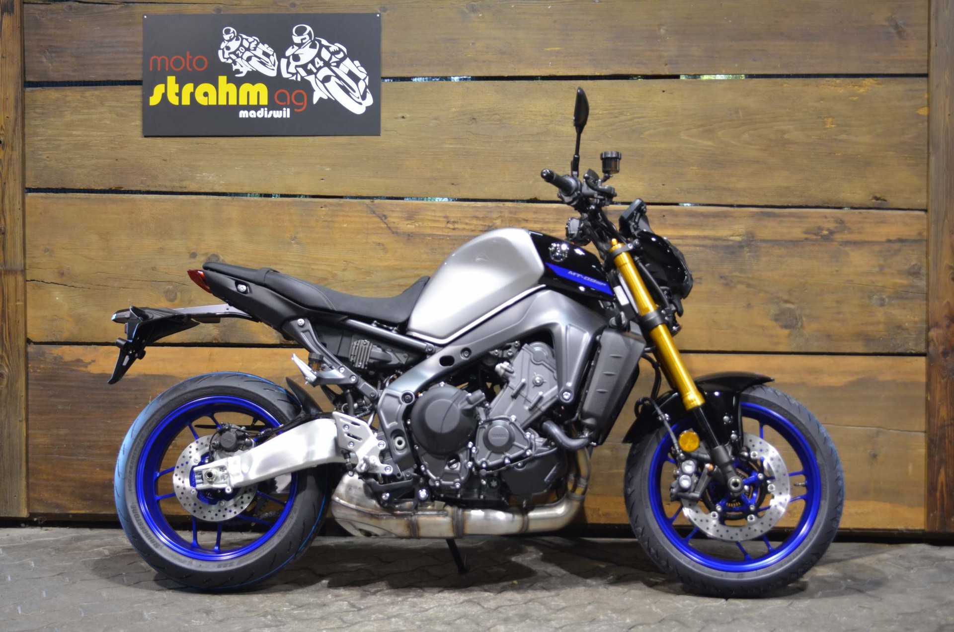 YAMAHA MT-09 SP ABS-image-1