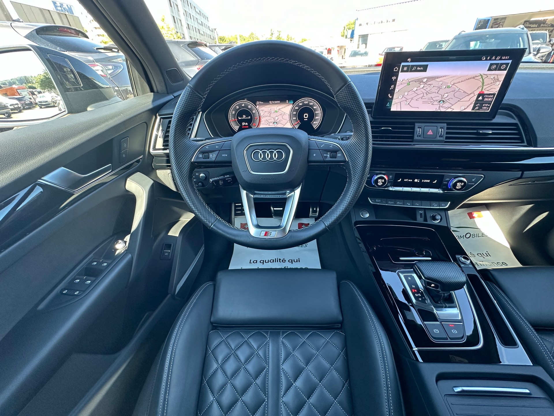 AUDI Q5 45 TFSI S-line Black Edition quattro S-tronic-image-26