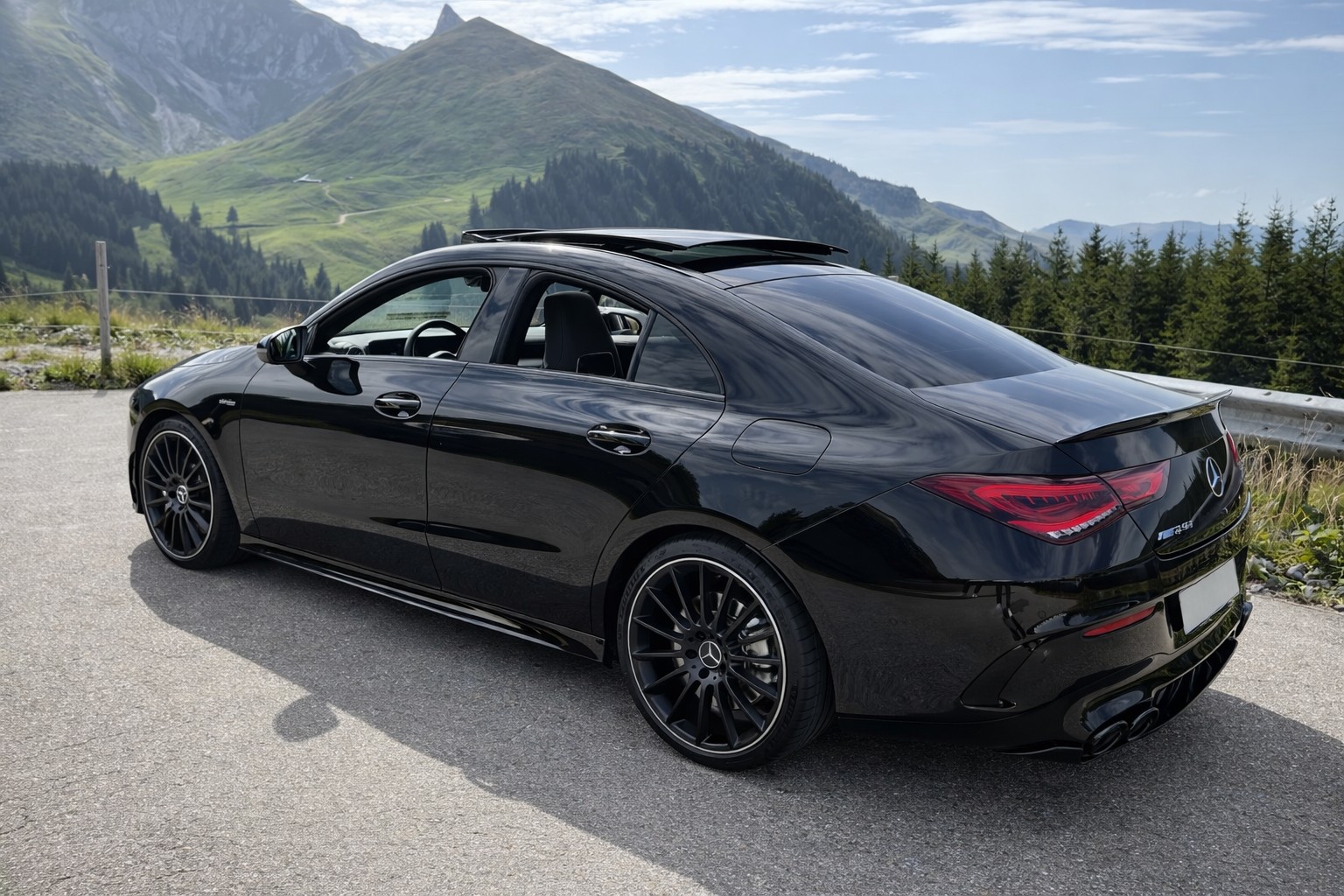 MERCEDES-BENZ CLA 35 AMG-image-6