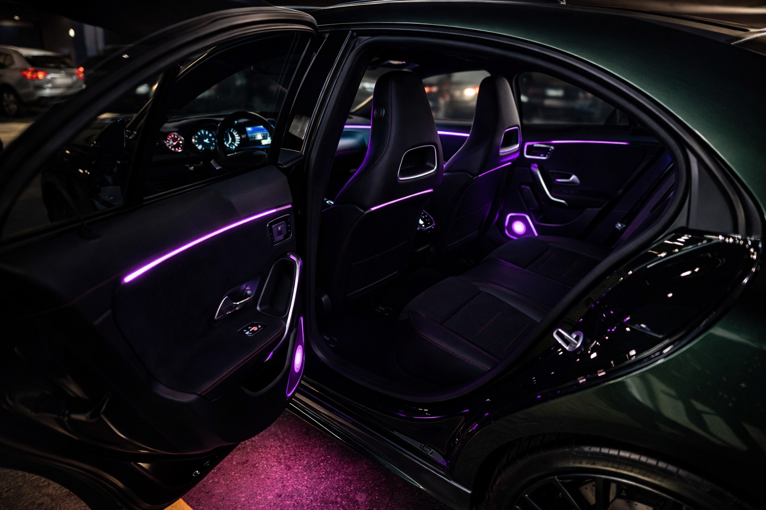 MERCEDES-BENZ CLA 35 AMG-image-9