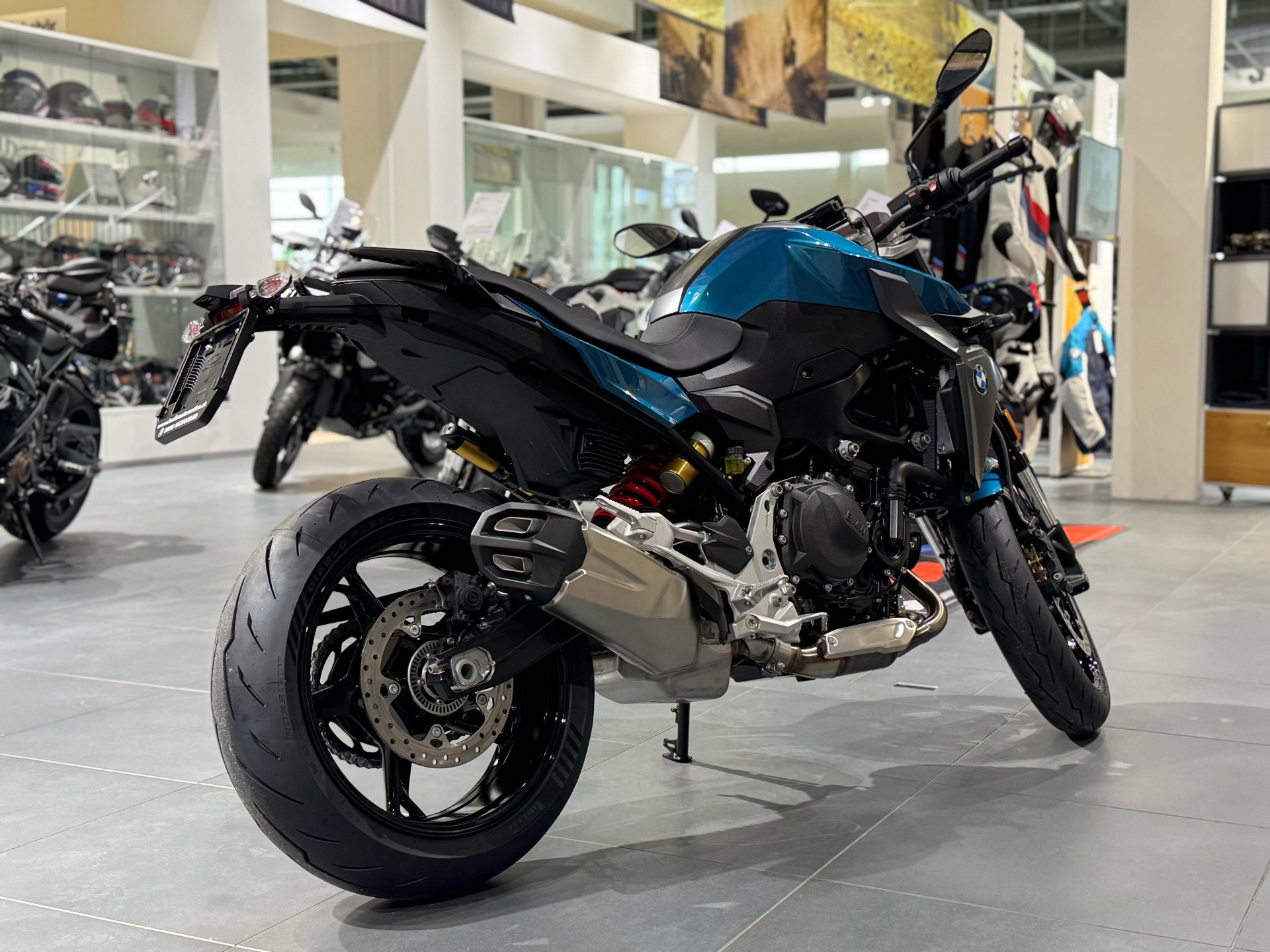 BMW F 900 R-image-2