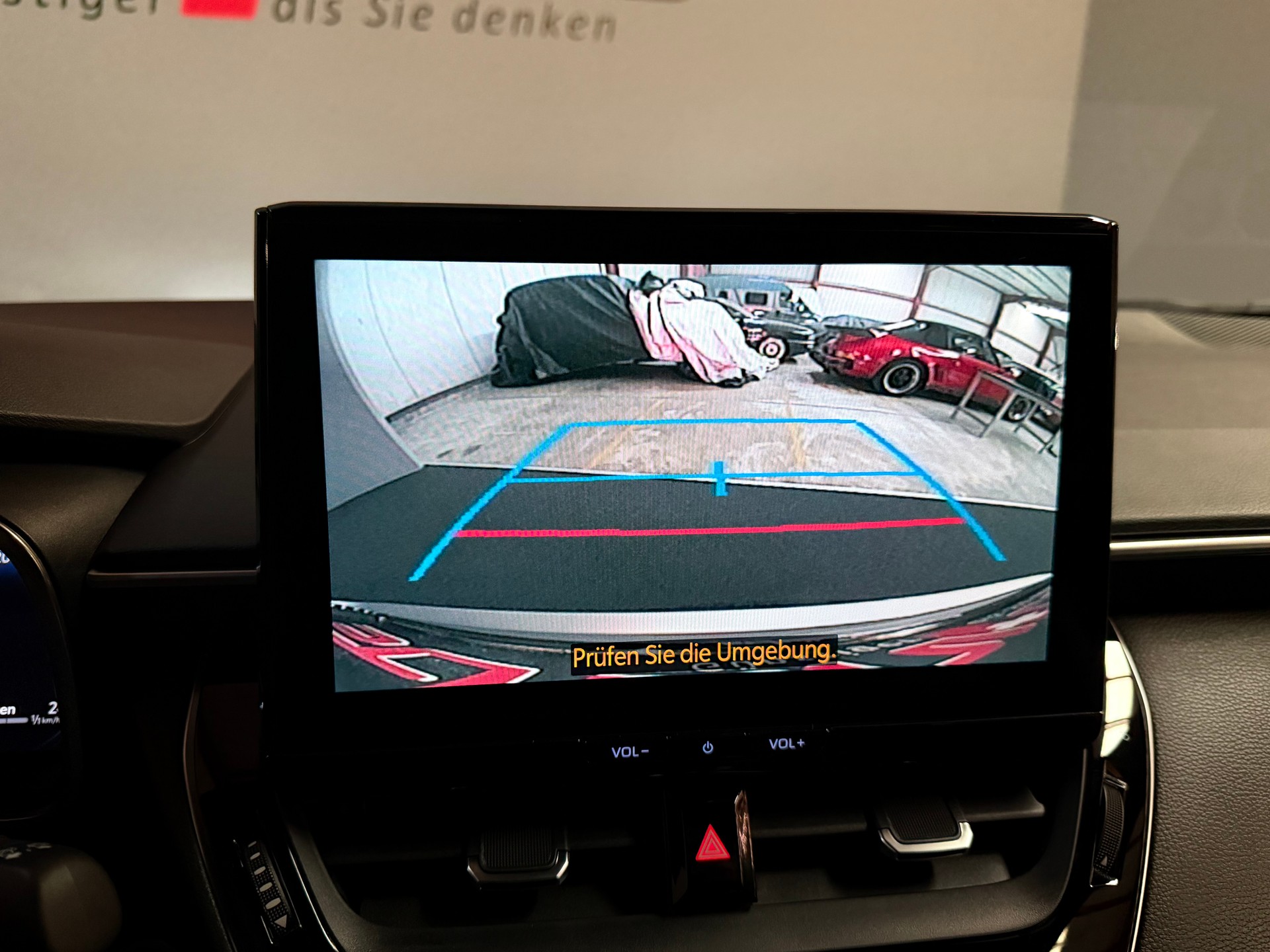 TOYOTA Corolla Touring Sports 2.0 HSD GR Sport e-CVT-image-23