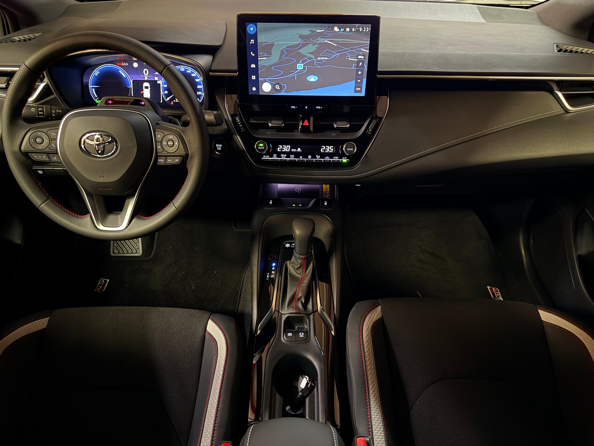 TOYOTA Corolla Touring Sports 2.0 HSD GR Sport e-CVT-image-14