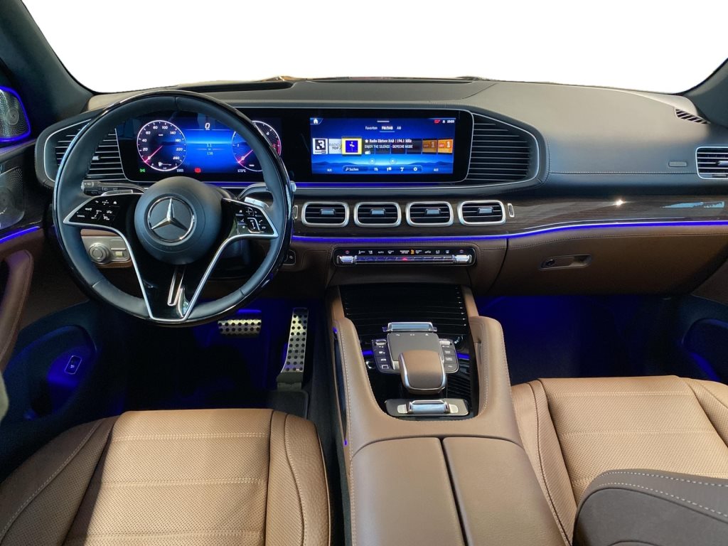 MERCEDES-BENZ GLS 450 d 4Matic-image-11