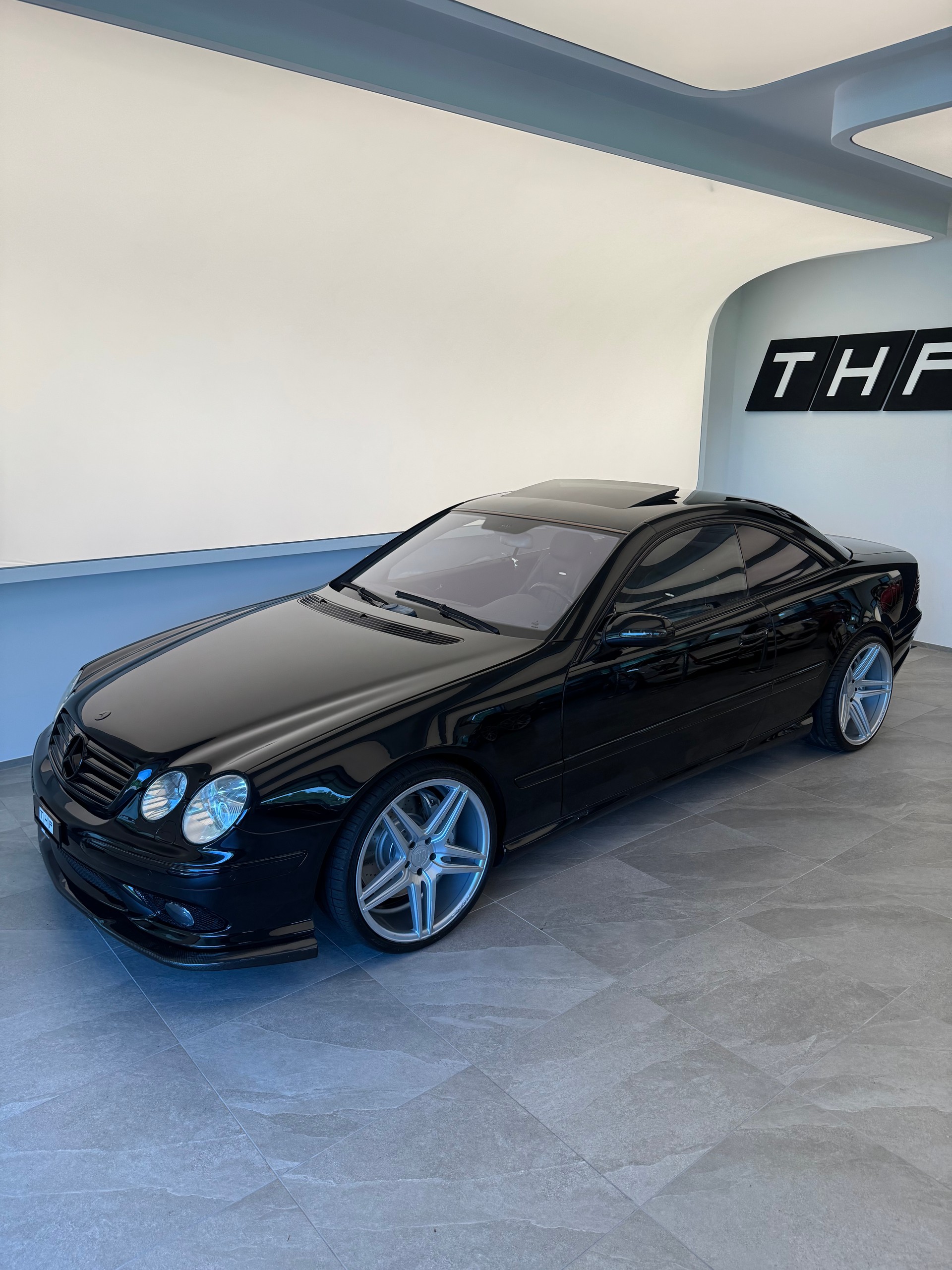 MERCEDES-BENZ CL 55 AMG Facelift-showroom-element-2