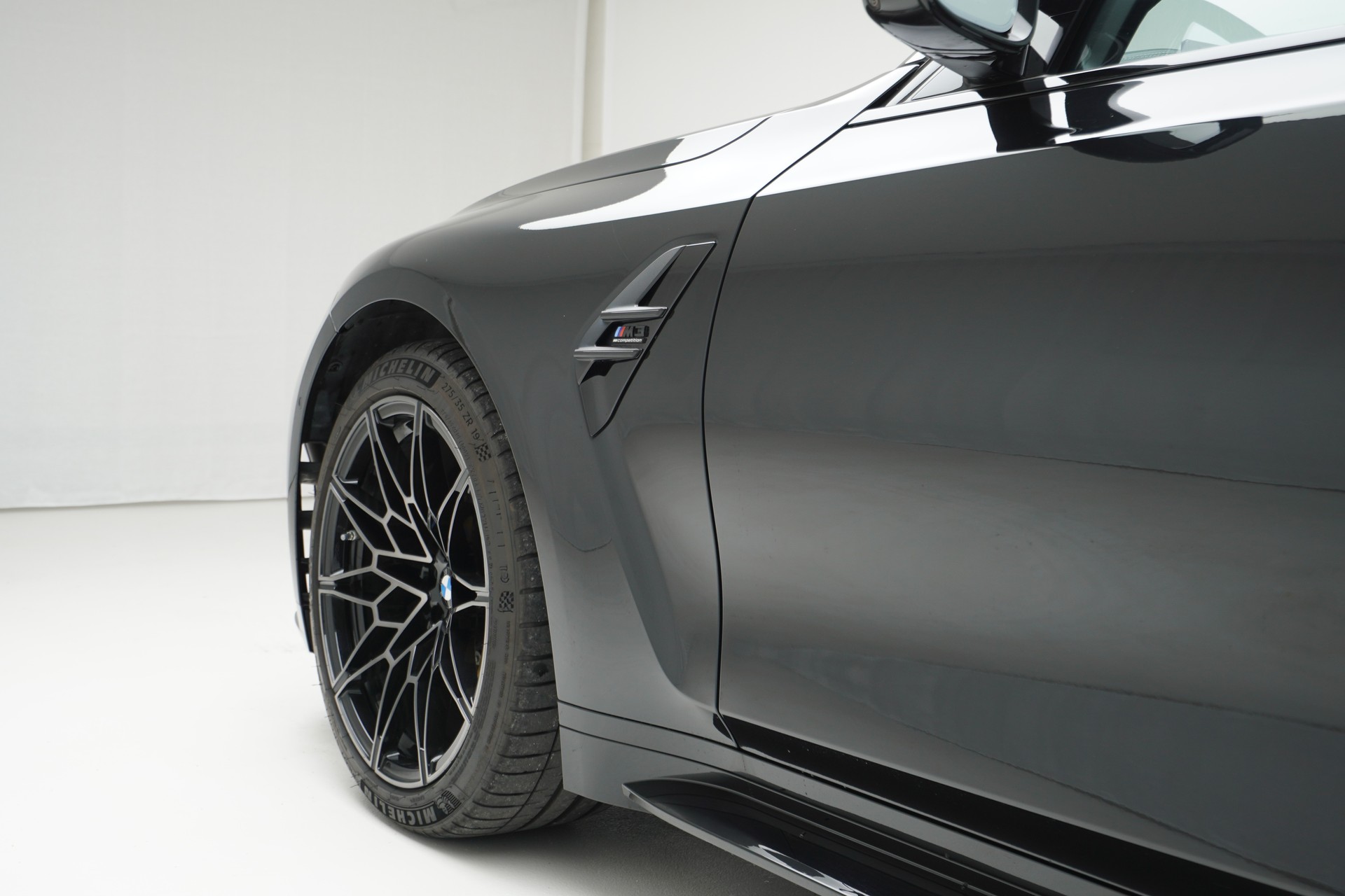 BMW M3 Touring xDrive Competition M-image-28