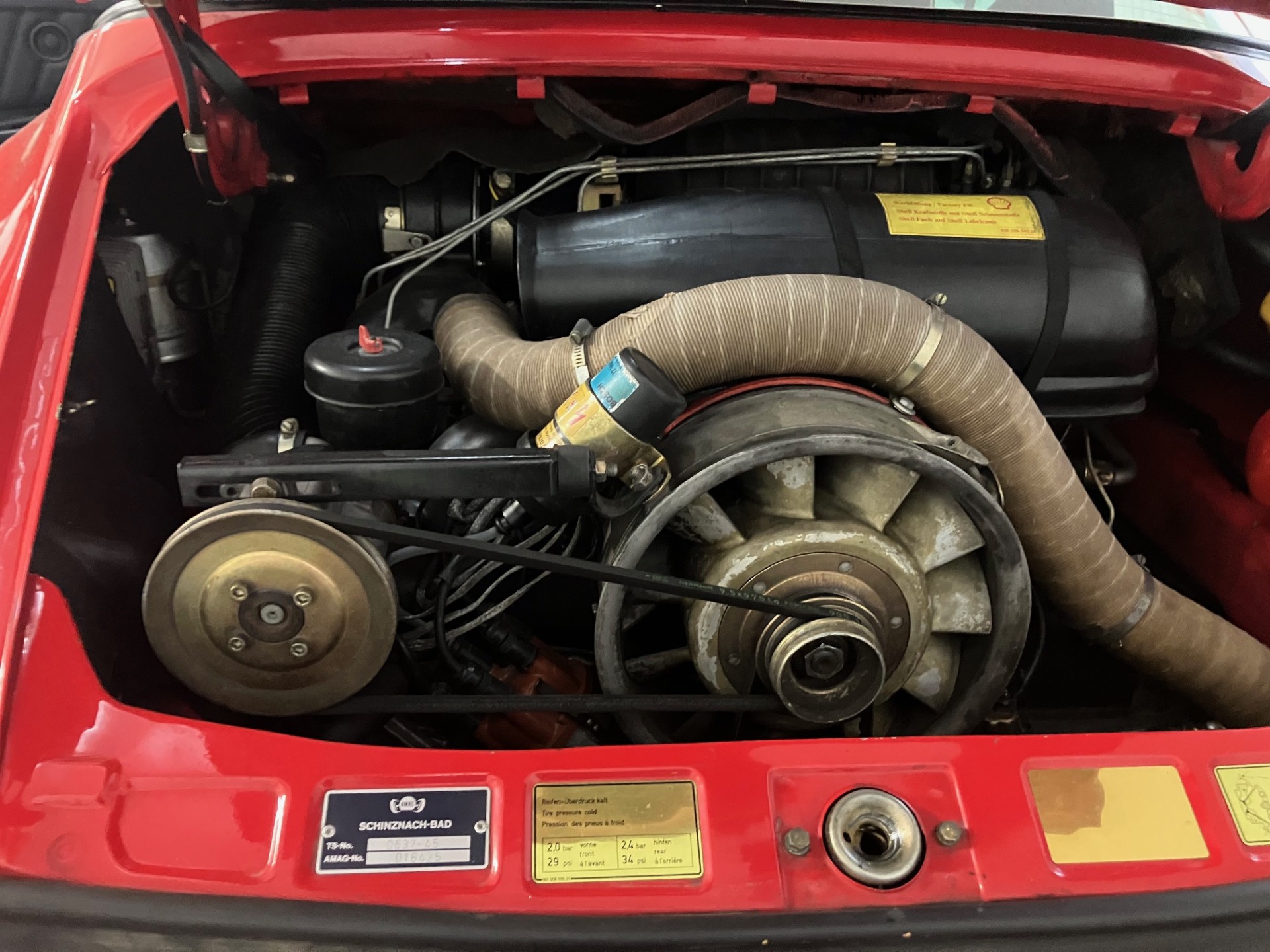 PORSCHE SC 3.0 Targa-image-8