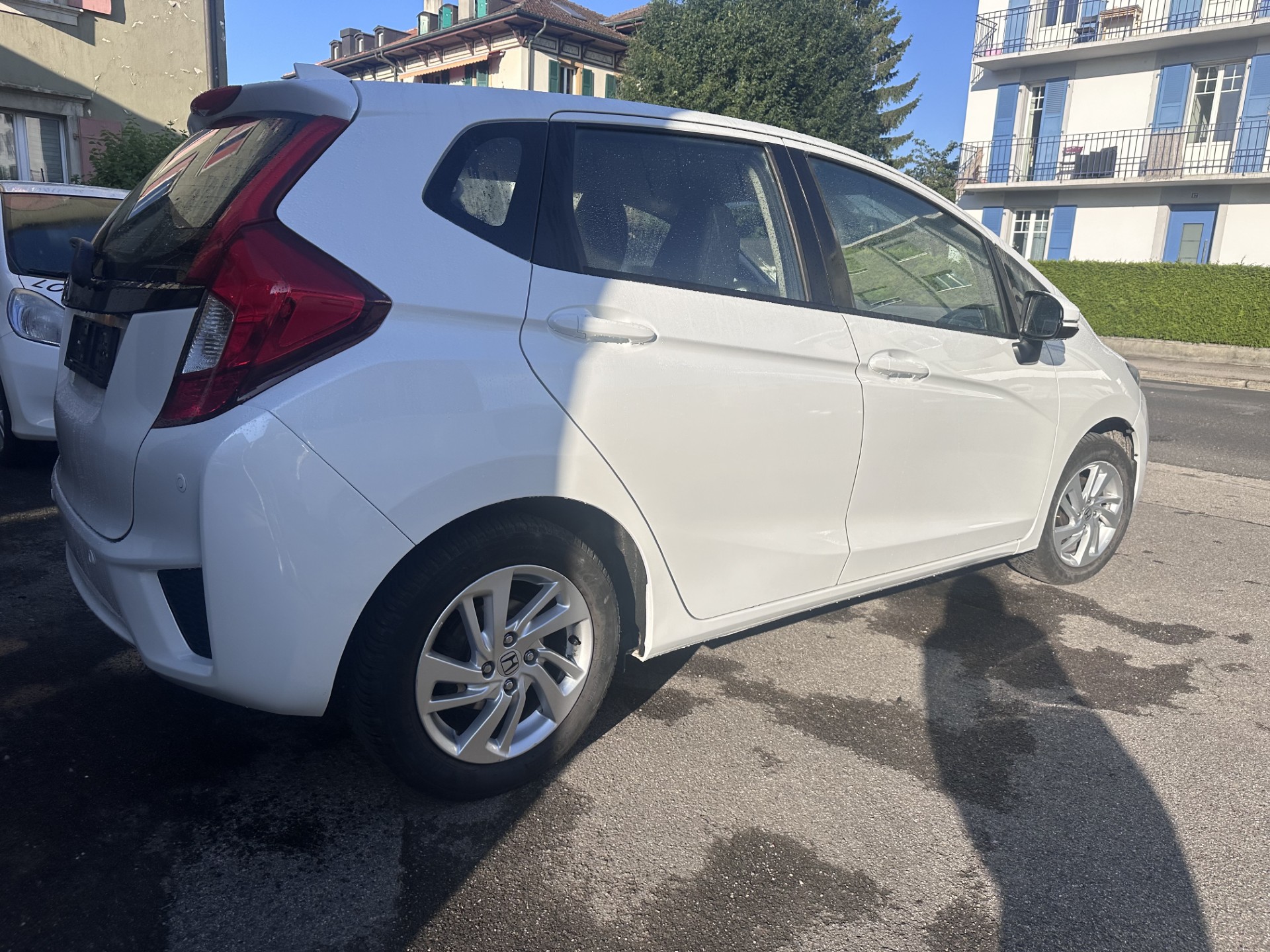 HONDA Jazz 1.3i-VTEC Comfort-image-2