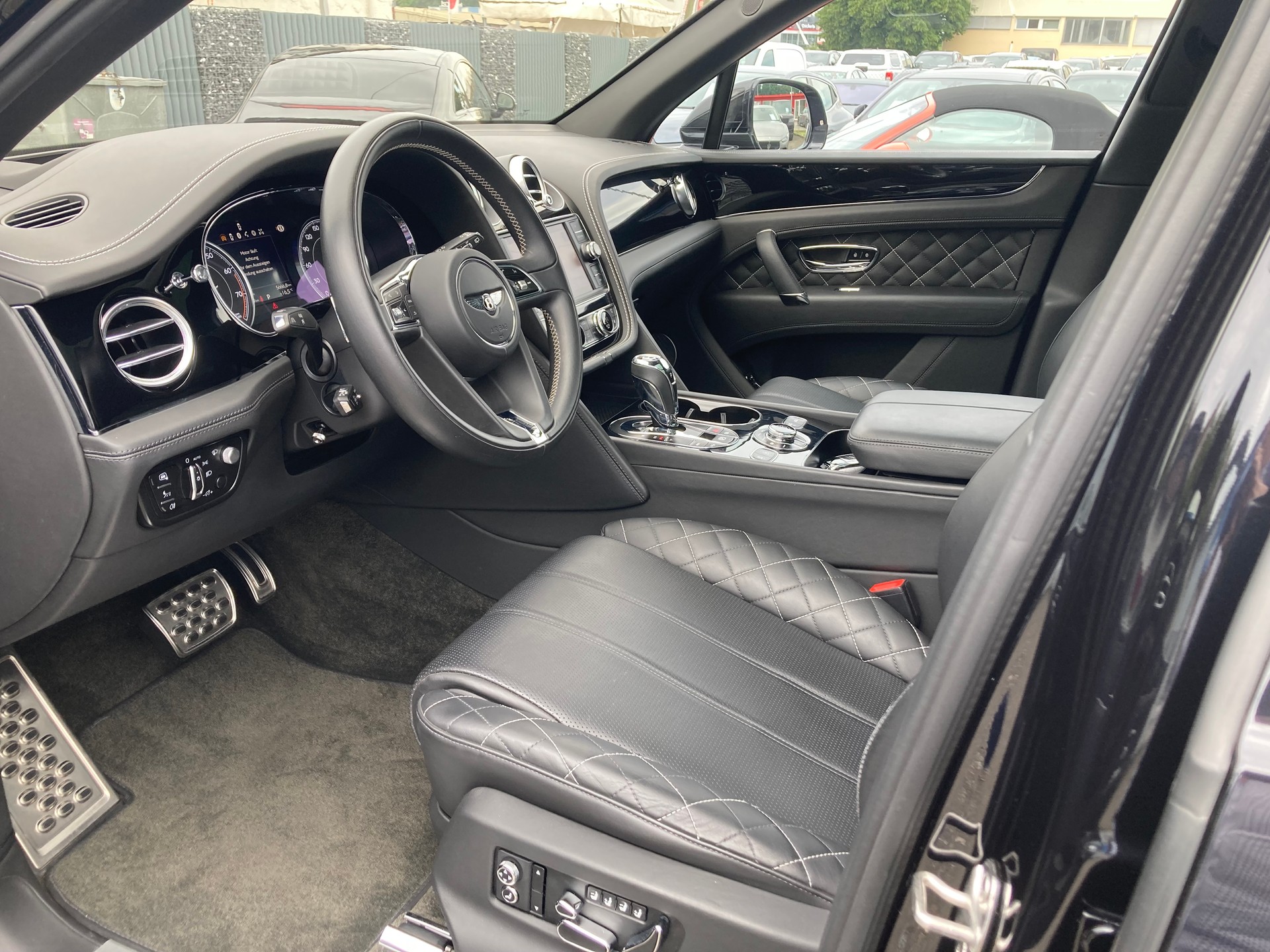 BENTLEY Bentayga W12 First Edition-image-6
