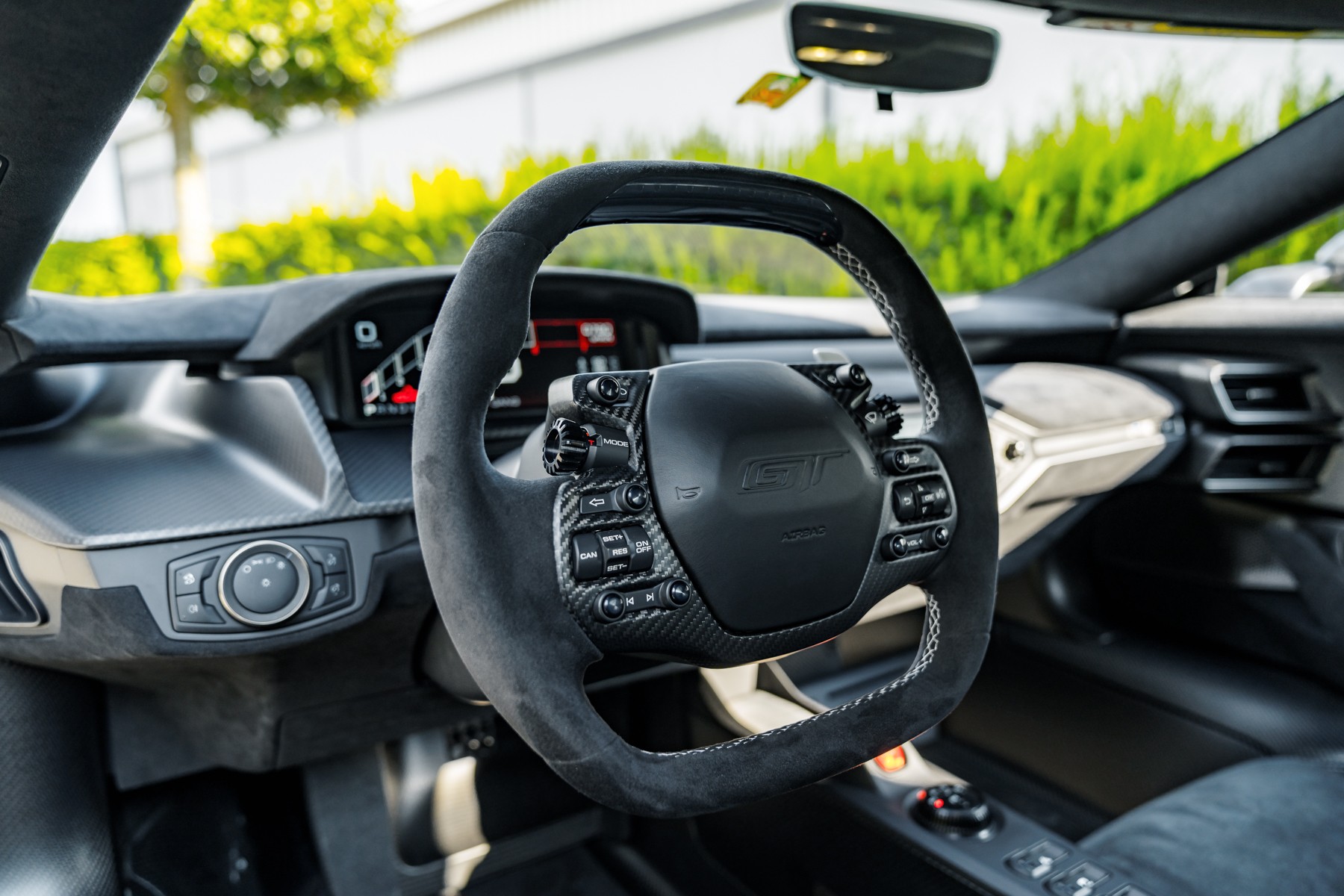 FORD Carbon Series-image-21