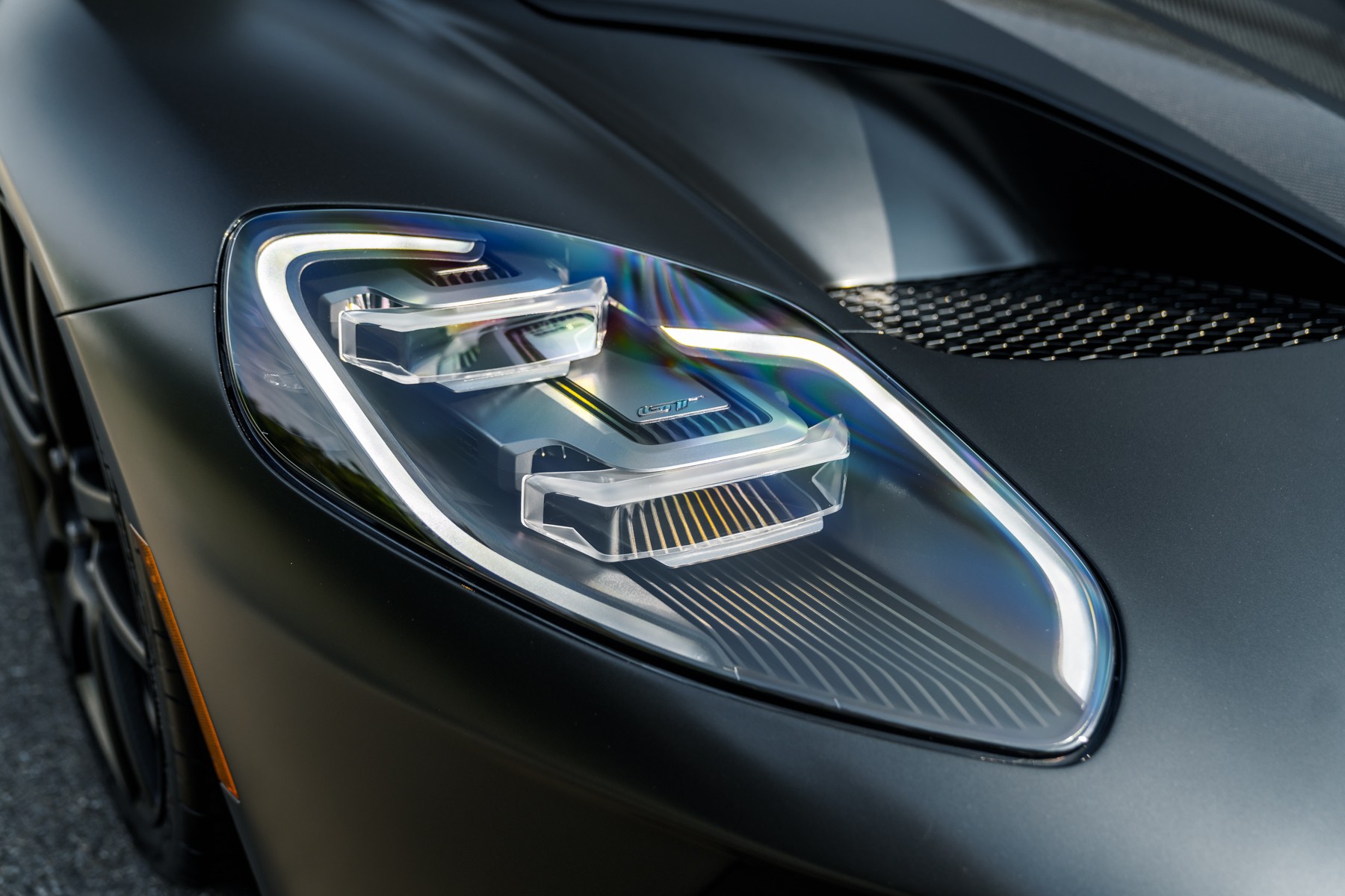 FORD Carbon Series-image-12