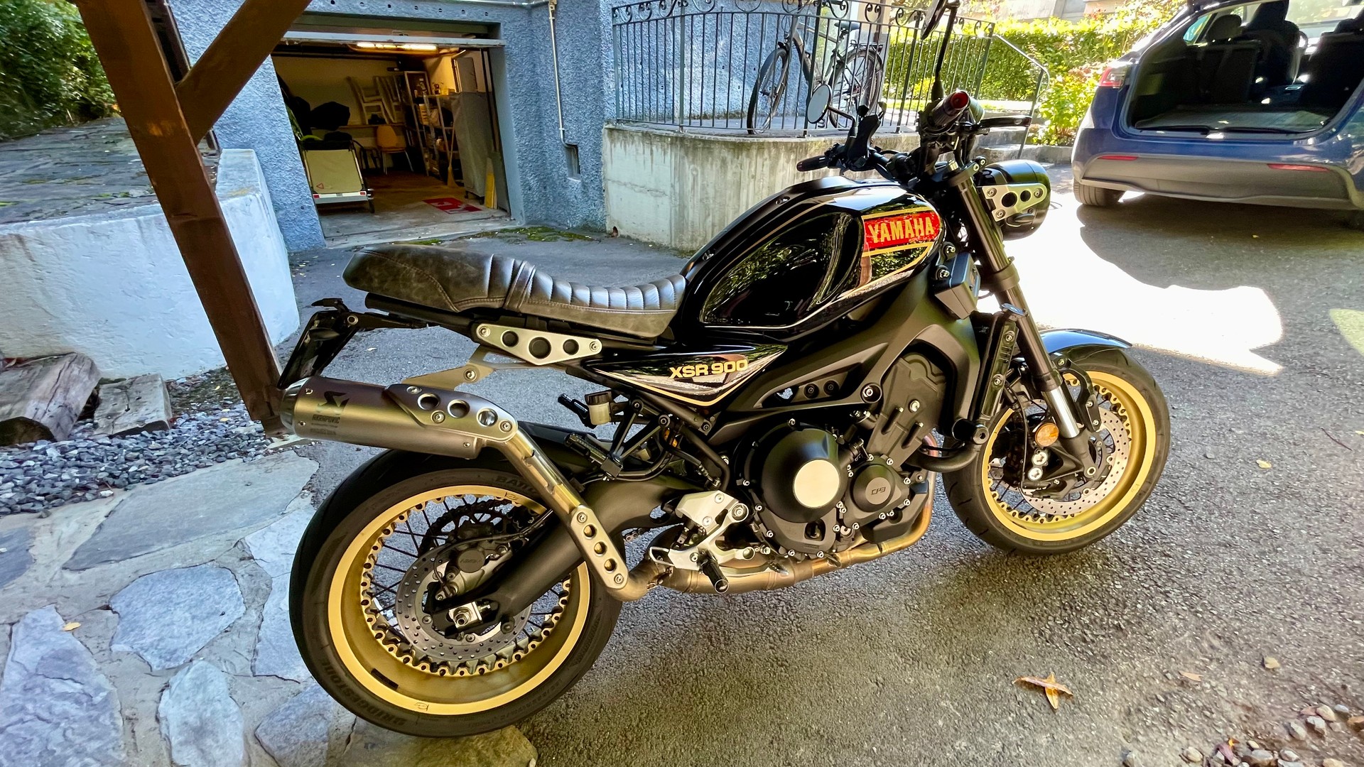 YAMAHA XSR 900 Prime-image-3