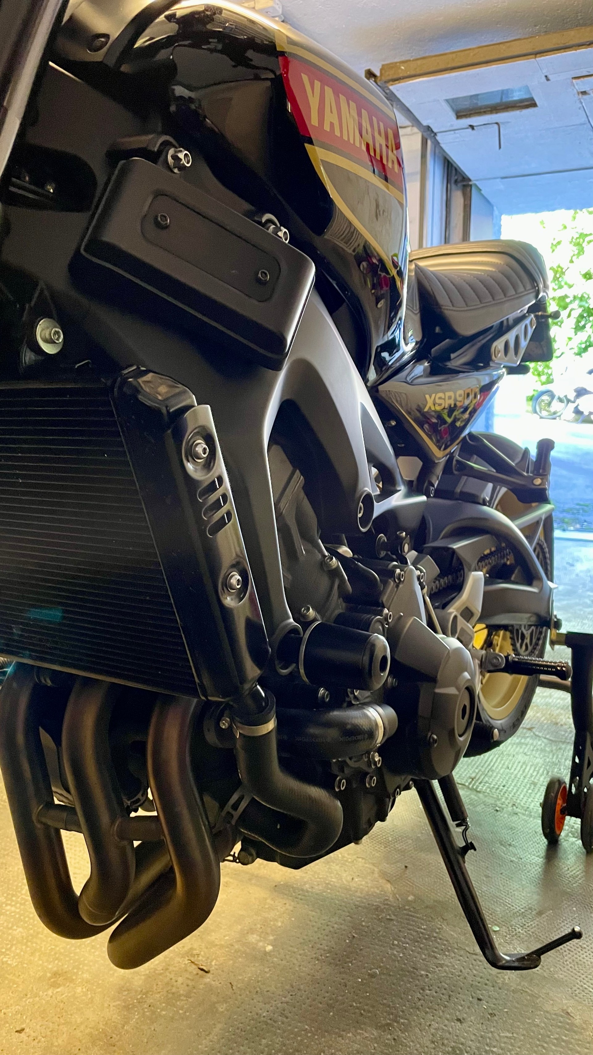 YAMAHA XSR 900 Prime-image-6