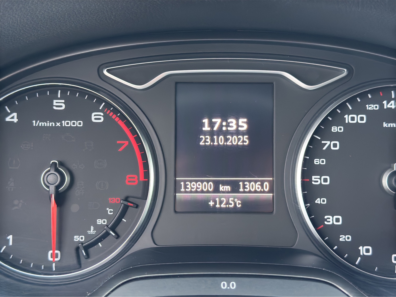 AUDI A3 Cabriolet 1.8 TFSI Attraction S-tronic-image-18