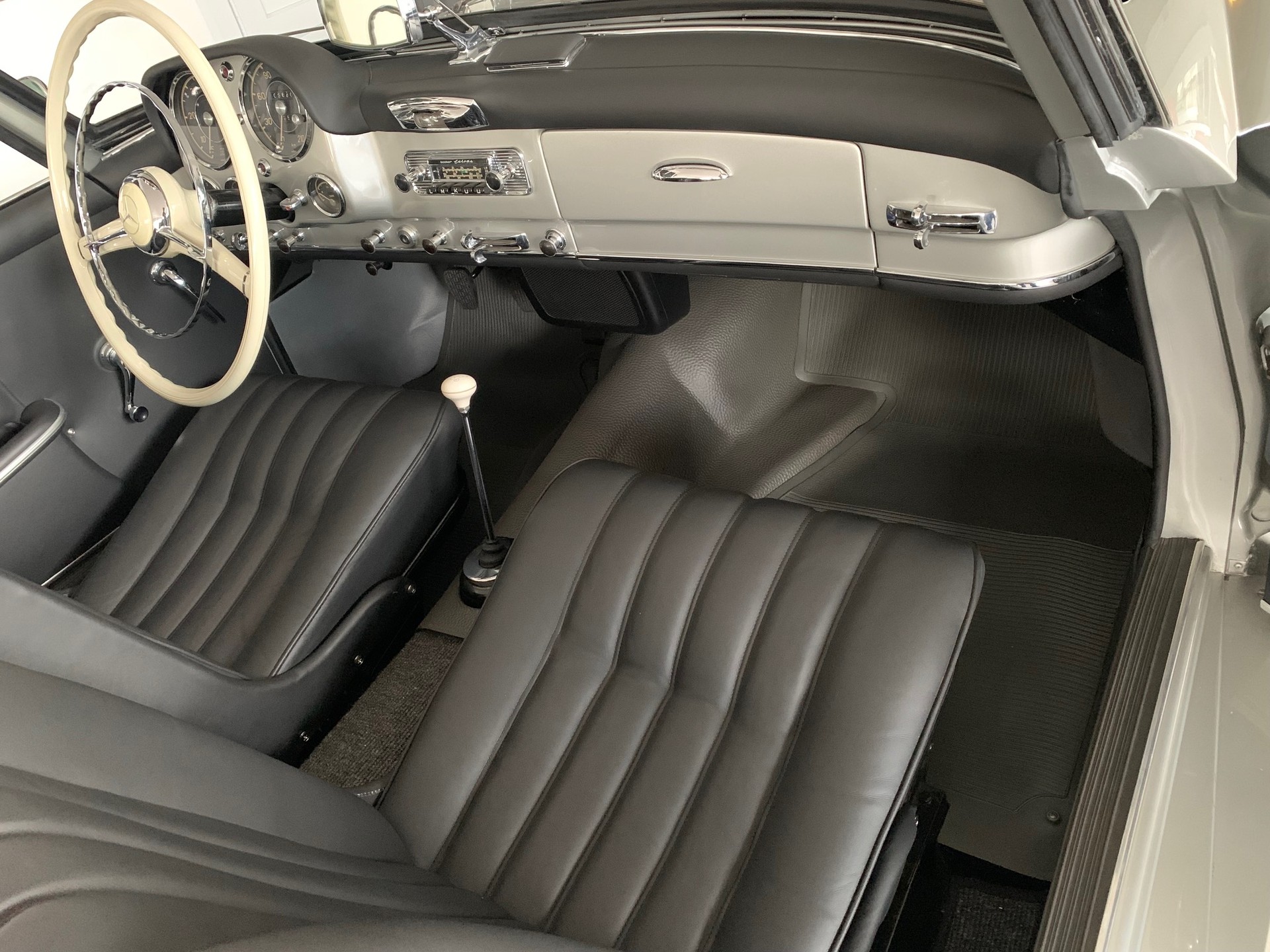 MERCEDES-BENZ 190 SL Veteran mit Kübelsitzen-image-7