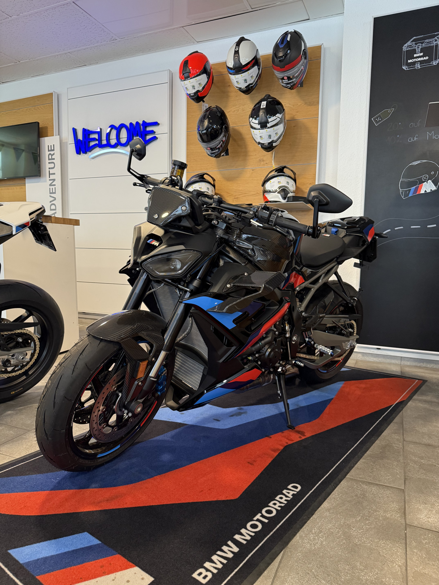 BMW M 1000 R Competition-image-0