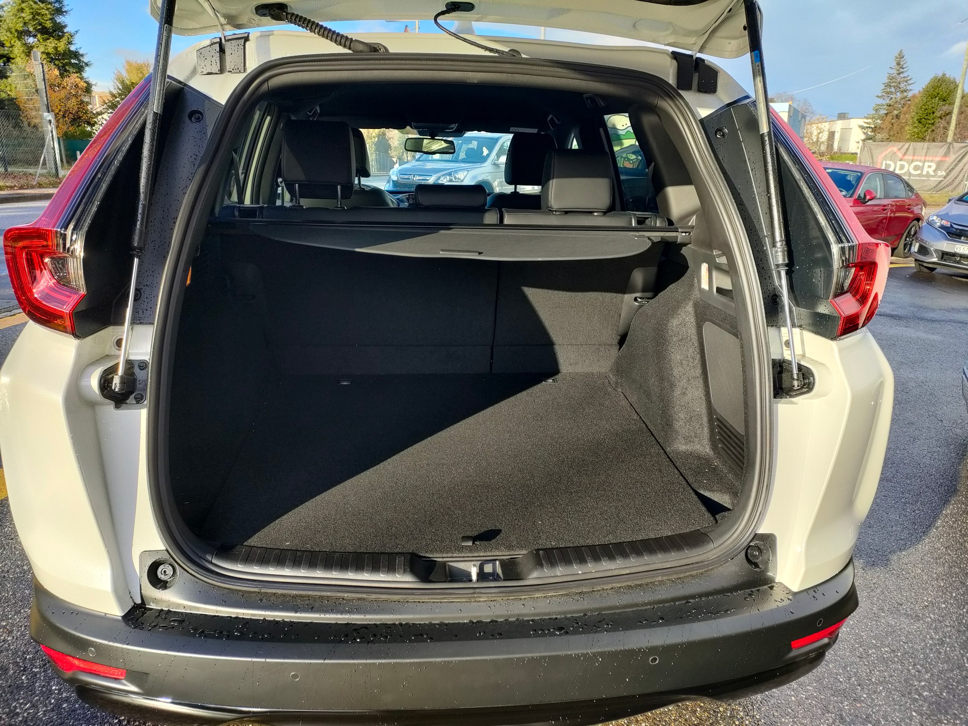 HONDA CR-V 2.0i MMD Hybrid Sport Line 4WD Automatic-image-8