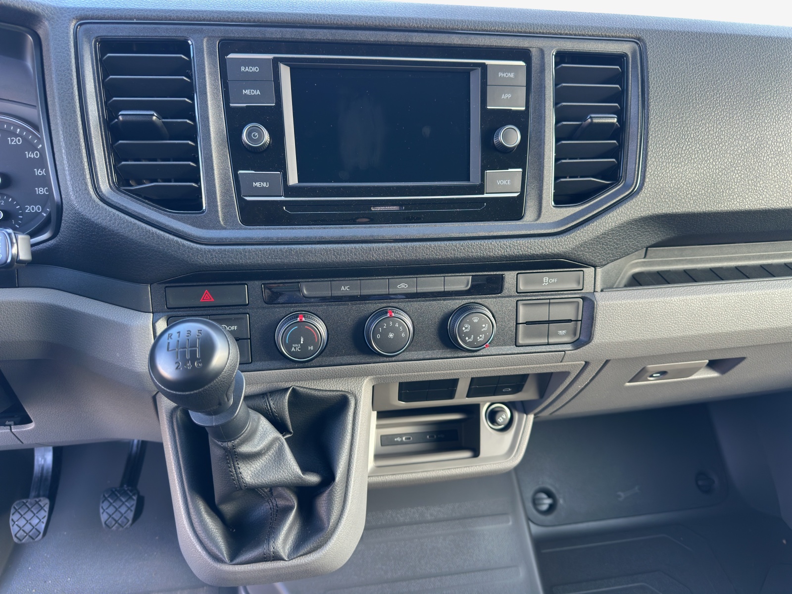 VW Crafter 35 2.0 BiTDI L3-image-10
