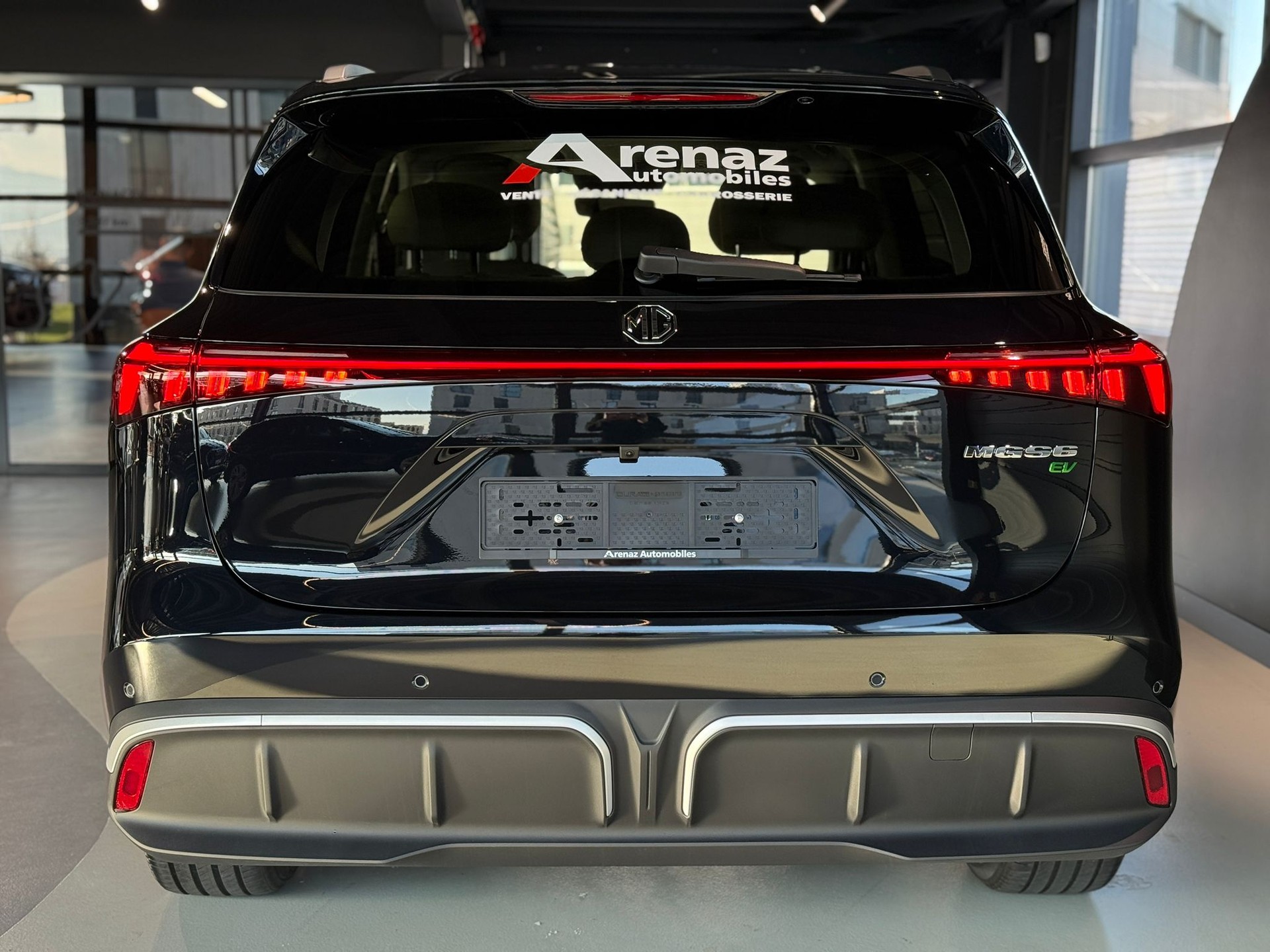MG S6 EV 77kWh Luxury AWD-image-30
