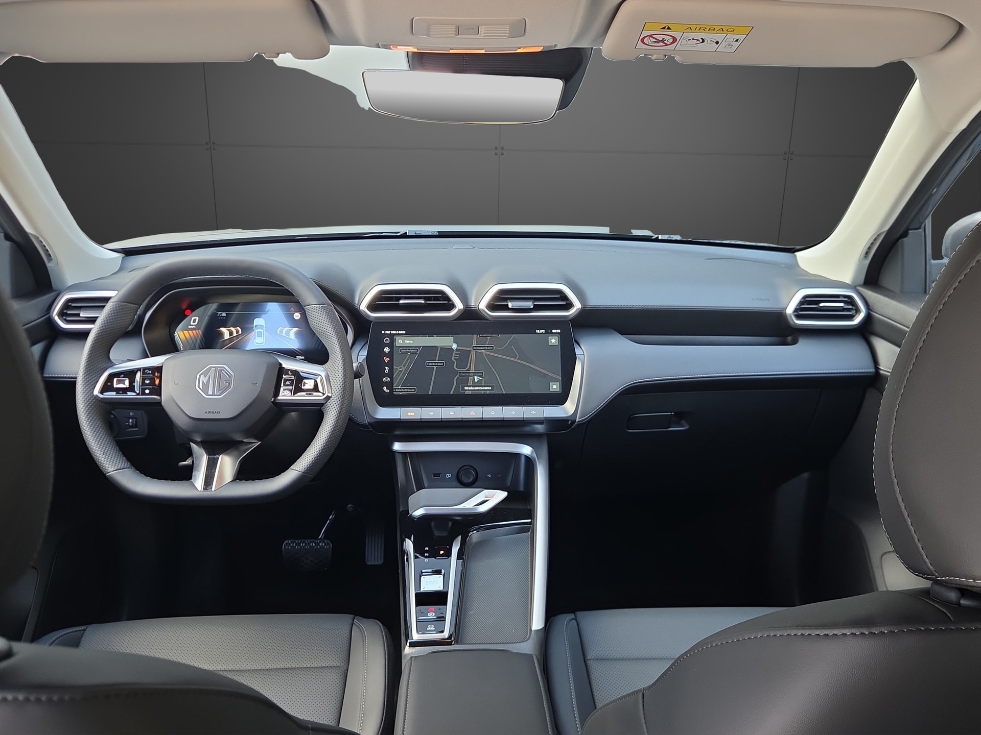 MG ZS 1.5 HEV Luxury-image-4