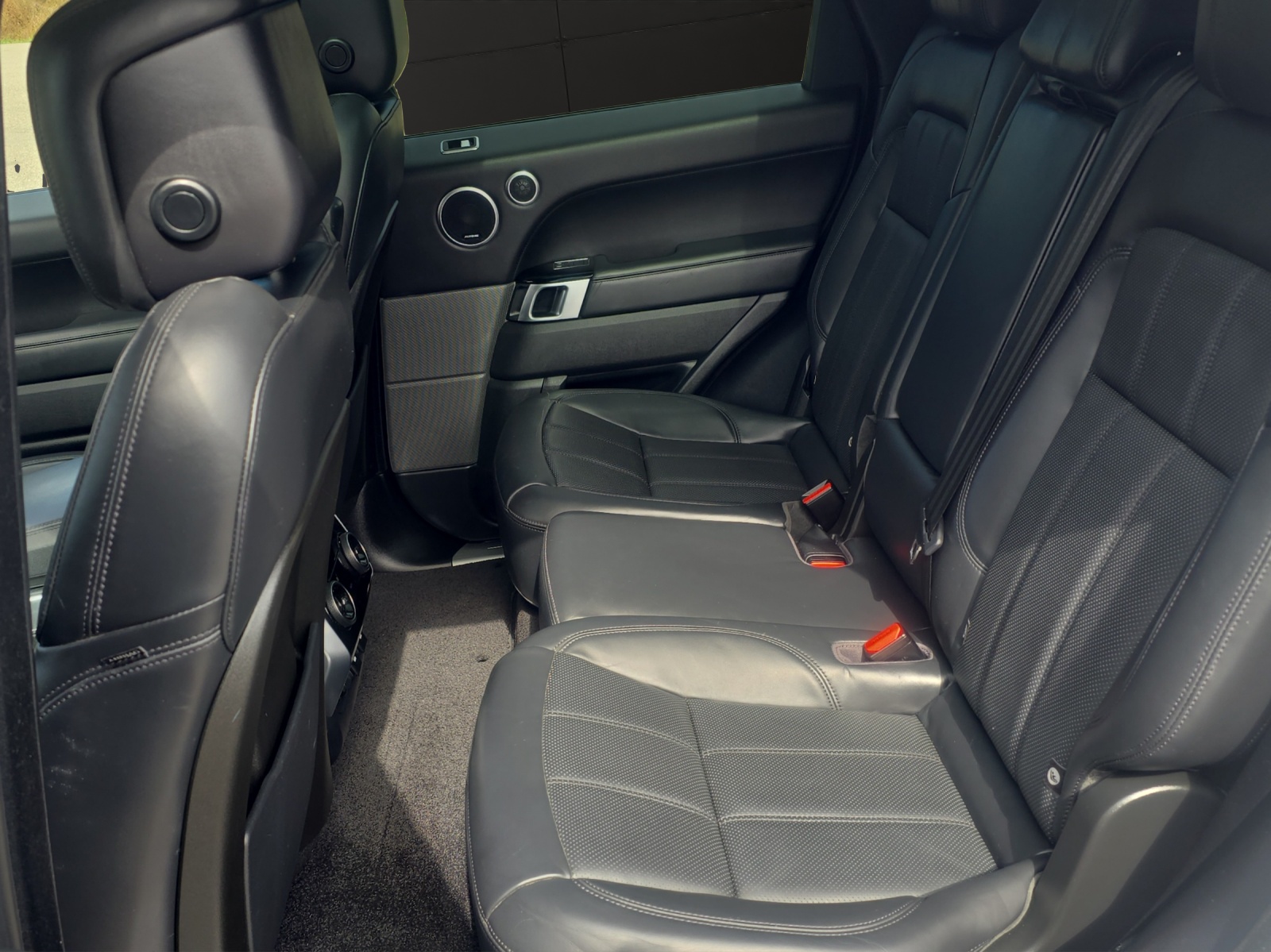 LAND ROVER Range Rover Sport 3.0 SDV6 HSE-image-15