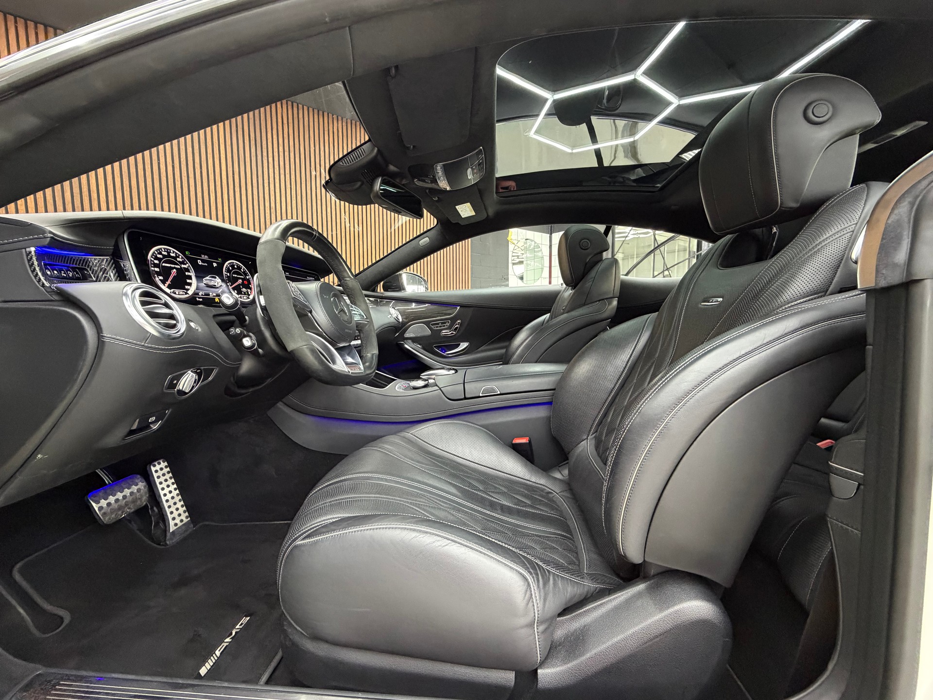 MERCEDES-BENZ S 63 AMG 4Matic Speedshift MCT-image-12