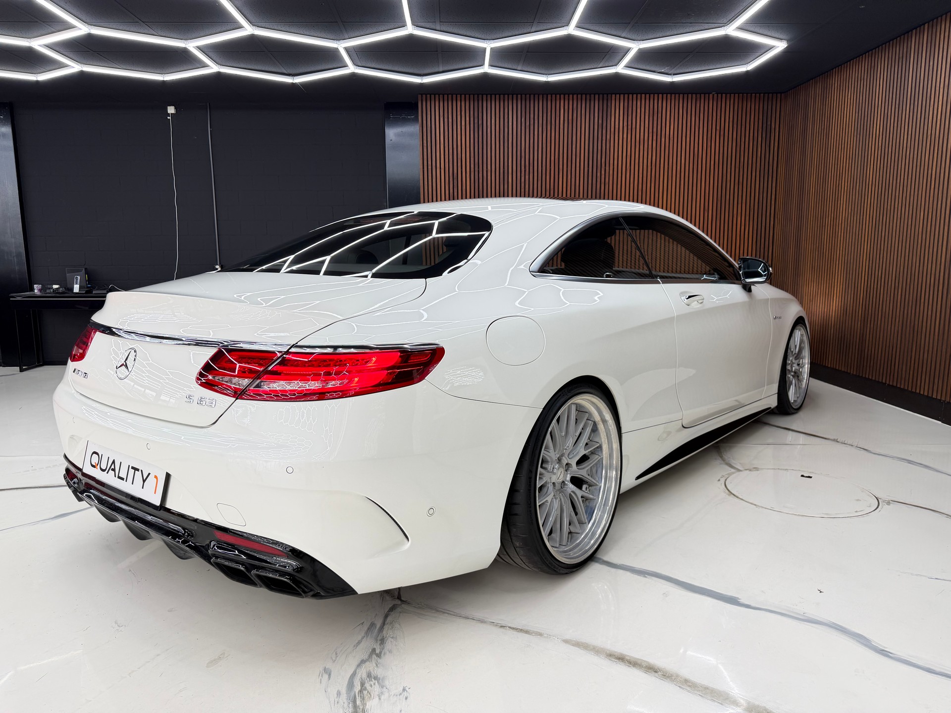 MERCEDES-BENZ S 63 AMG 4Matic Speedshift MCT-image-6