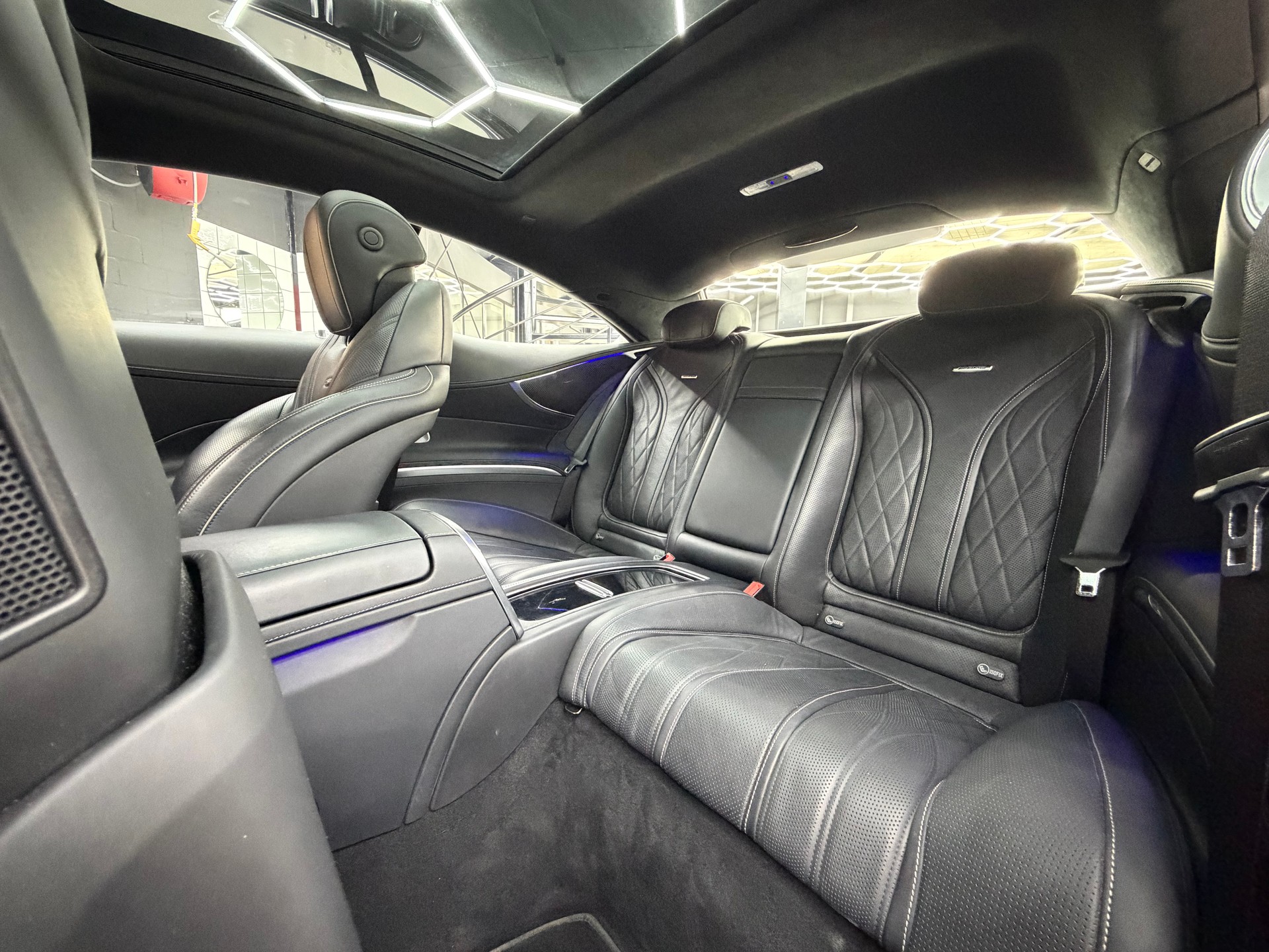 MERCEDES-BENZ S 63 AMG 4Matic Speedshift MCT-image-14