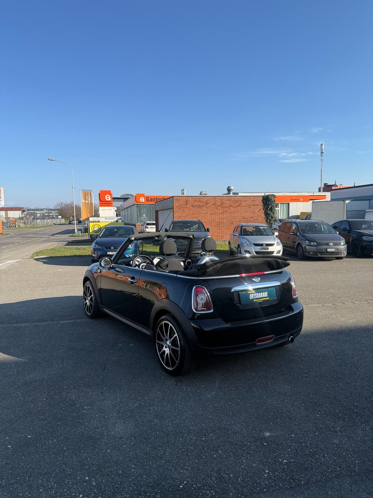 MINI Cooper Cabriolet-image-6