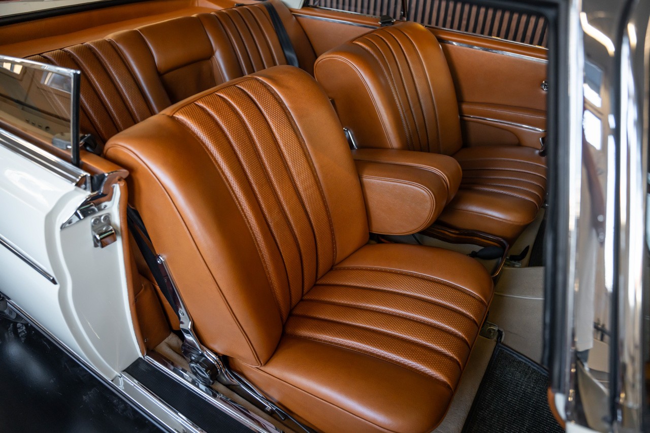 MERCEDES-BENZ 300 SE-image-15