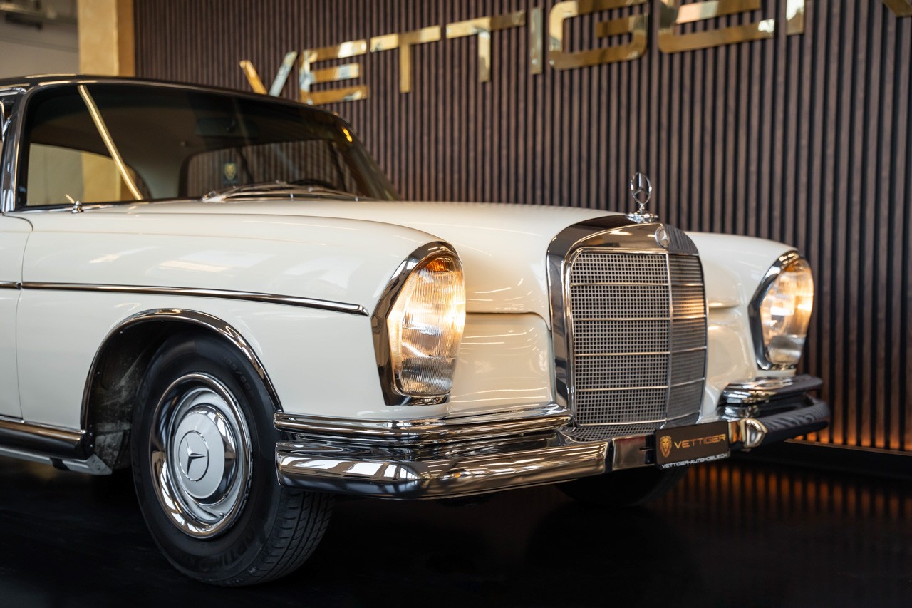 MERCEDES-BENZ 300 SE-image-27