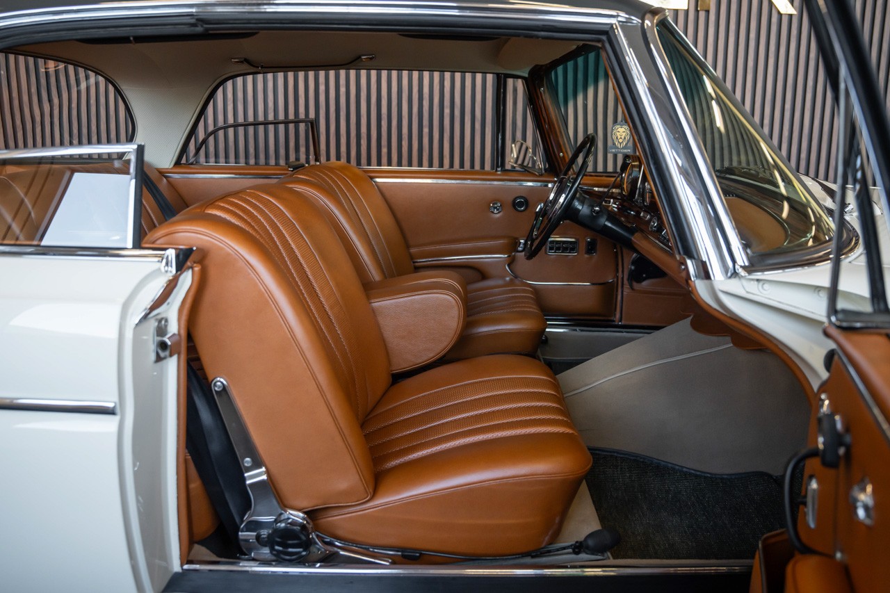 MERCEDES-BENZ 300 SE-image-14