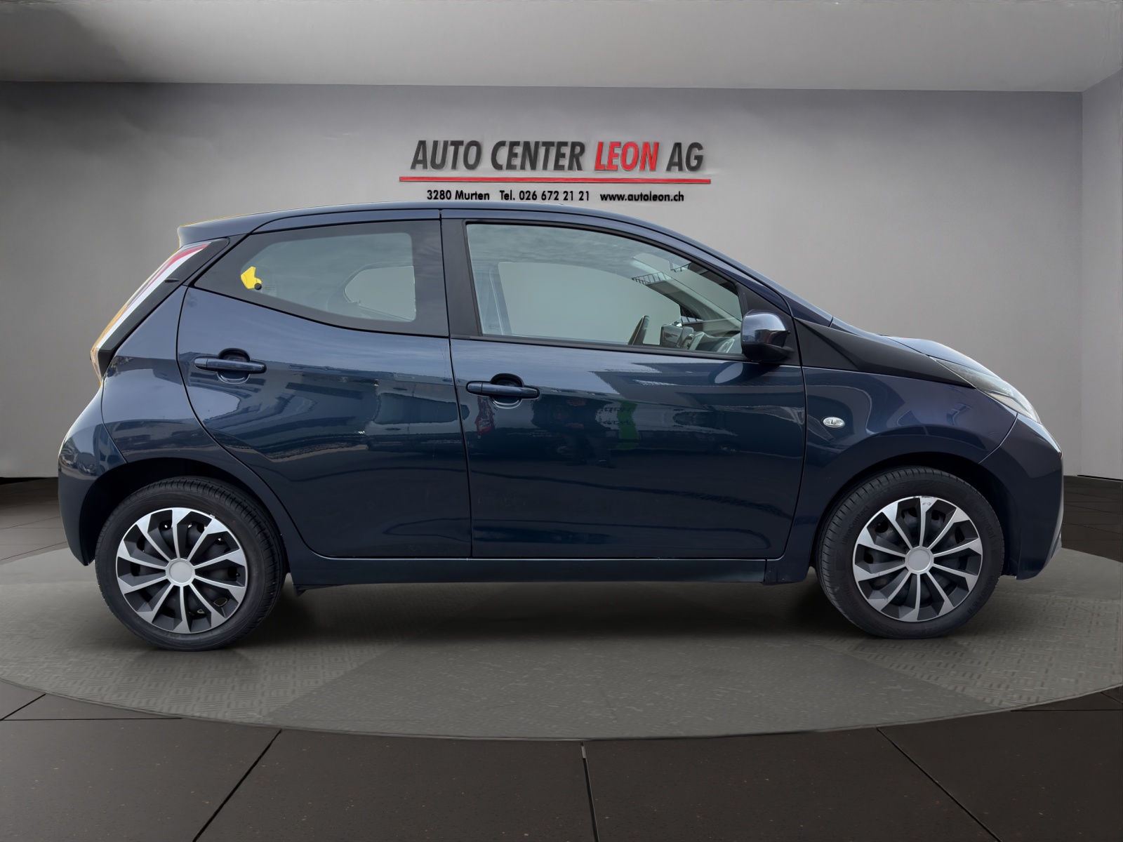 TOYOTA Aygo 1.0 VVT-i x-play-image-6