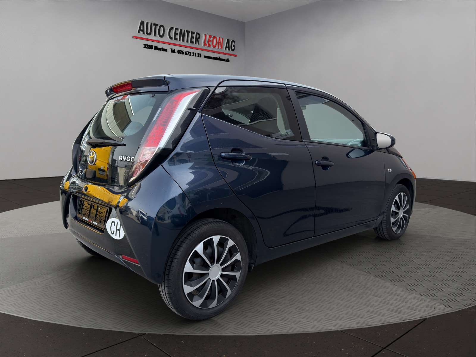 TOYOTA Aygo 1.0 VVT-i x-play-image-5