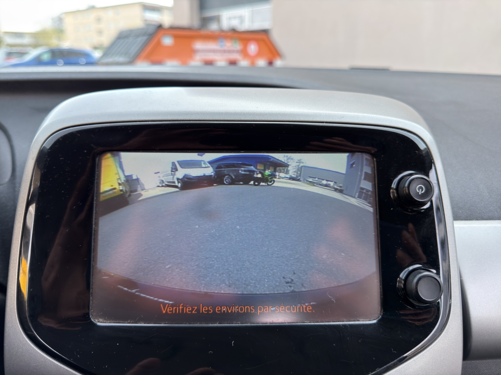 TOYOTA Aygo 1.0 VVT-i x-play-image-21